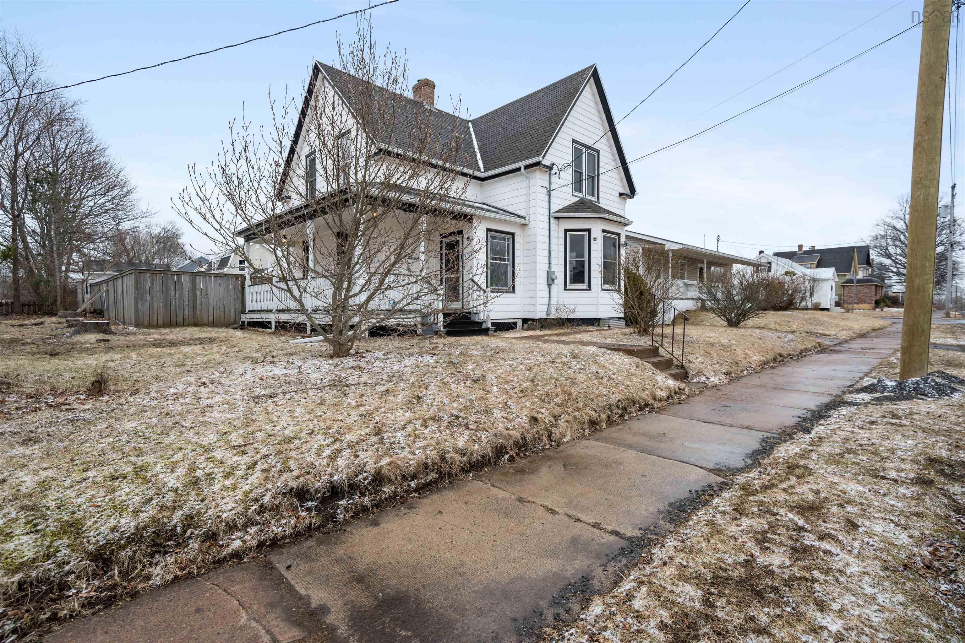 $359,900.00: 500 Nelson Street, New Glasgow