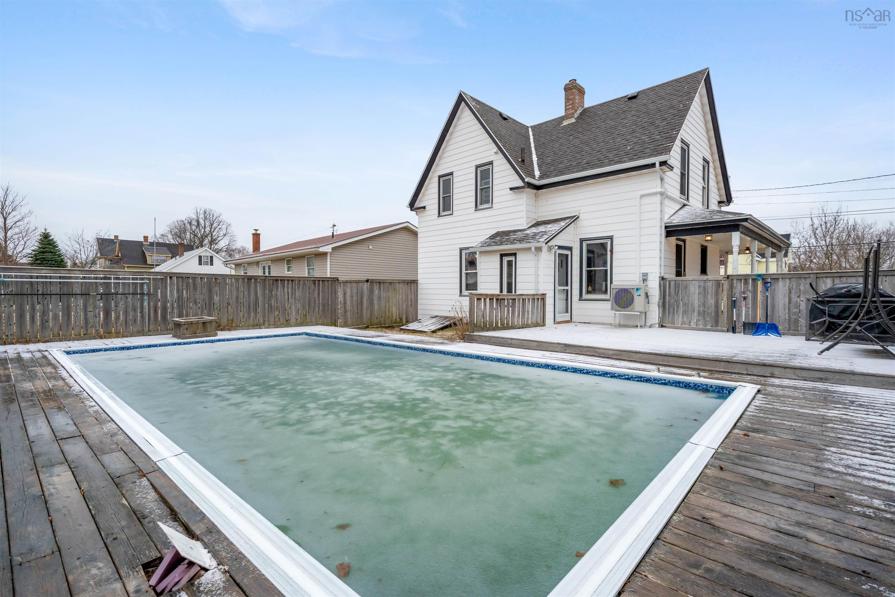 $359,900.00: 500 Nelson Street, New Glasgow