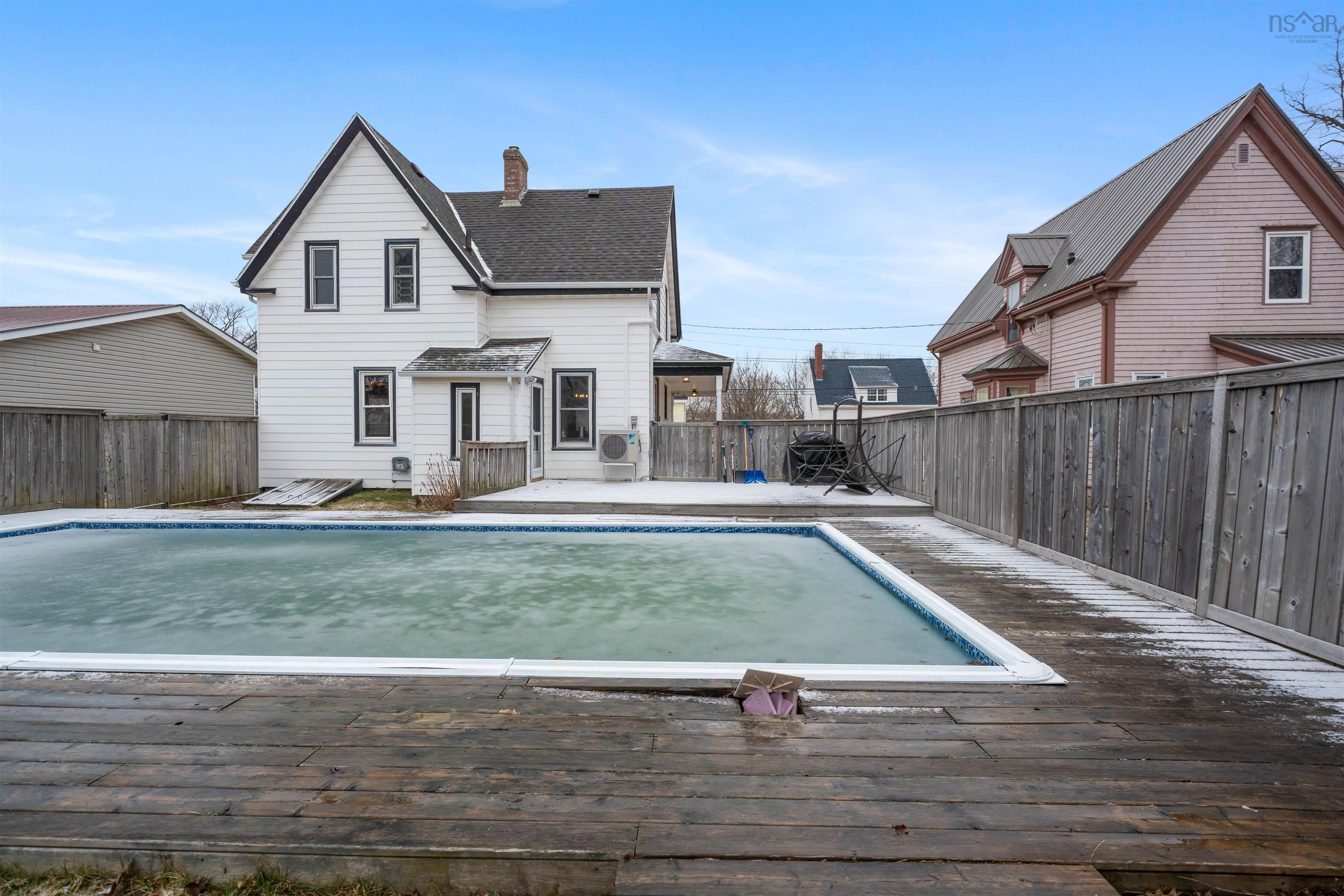 $359,900.00: 500 Nelson Street, New Glasgow