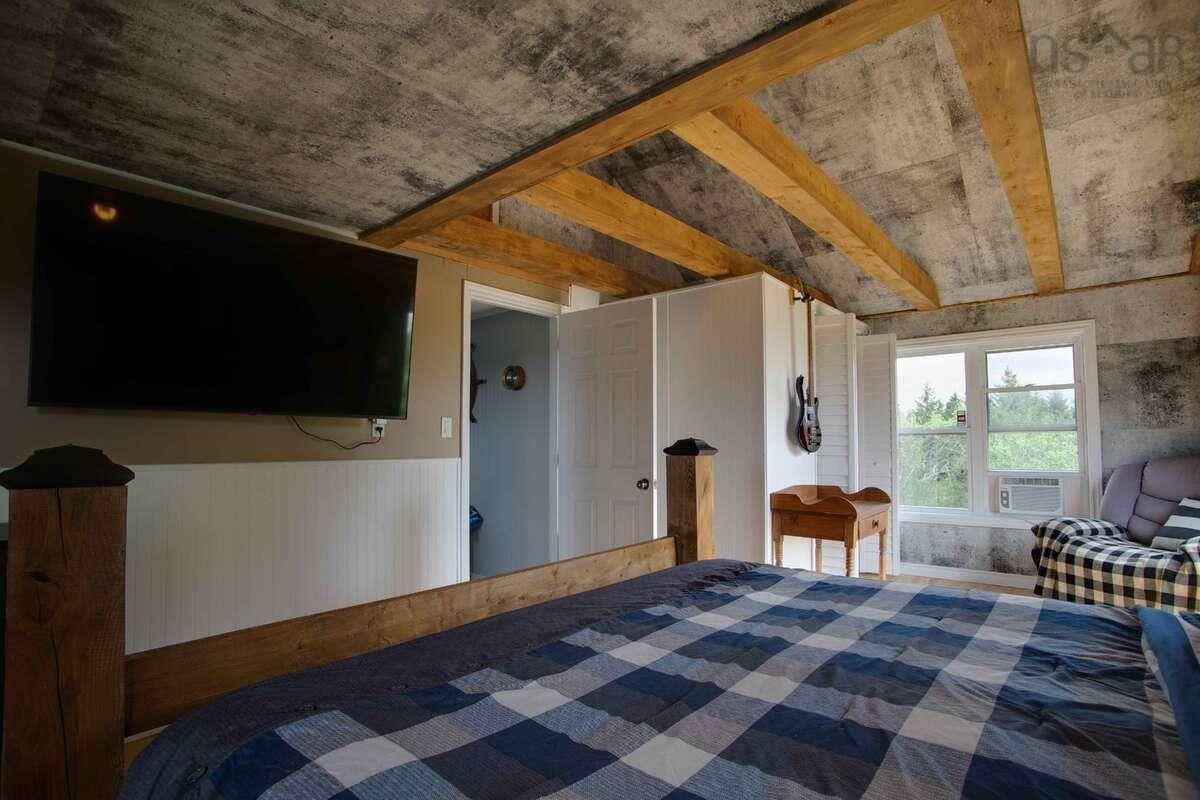 $369,900.00: 4320 Granville Road, Granville Beach