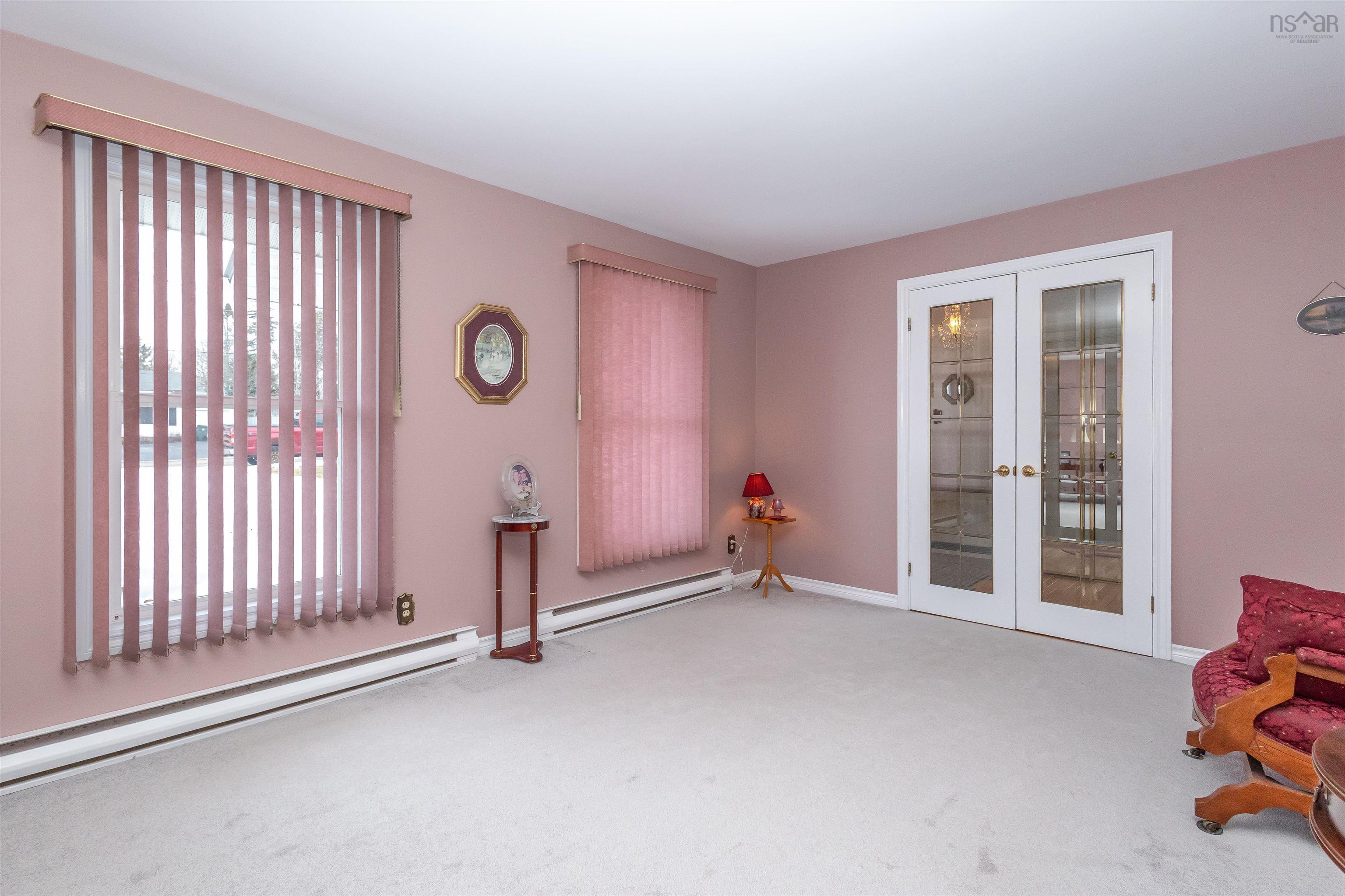 $445,000.00: 234 Riverview Drive, Sydney River