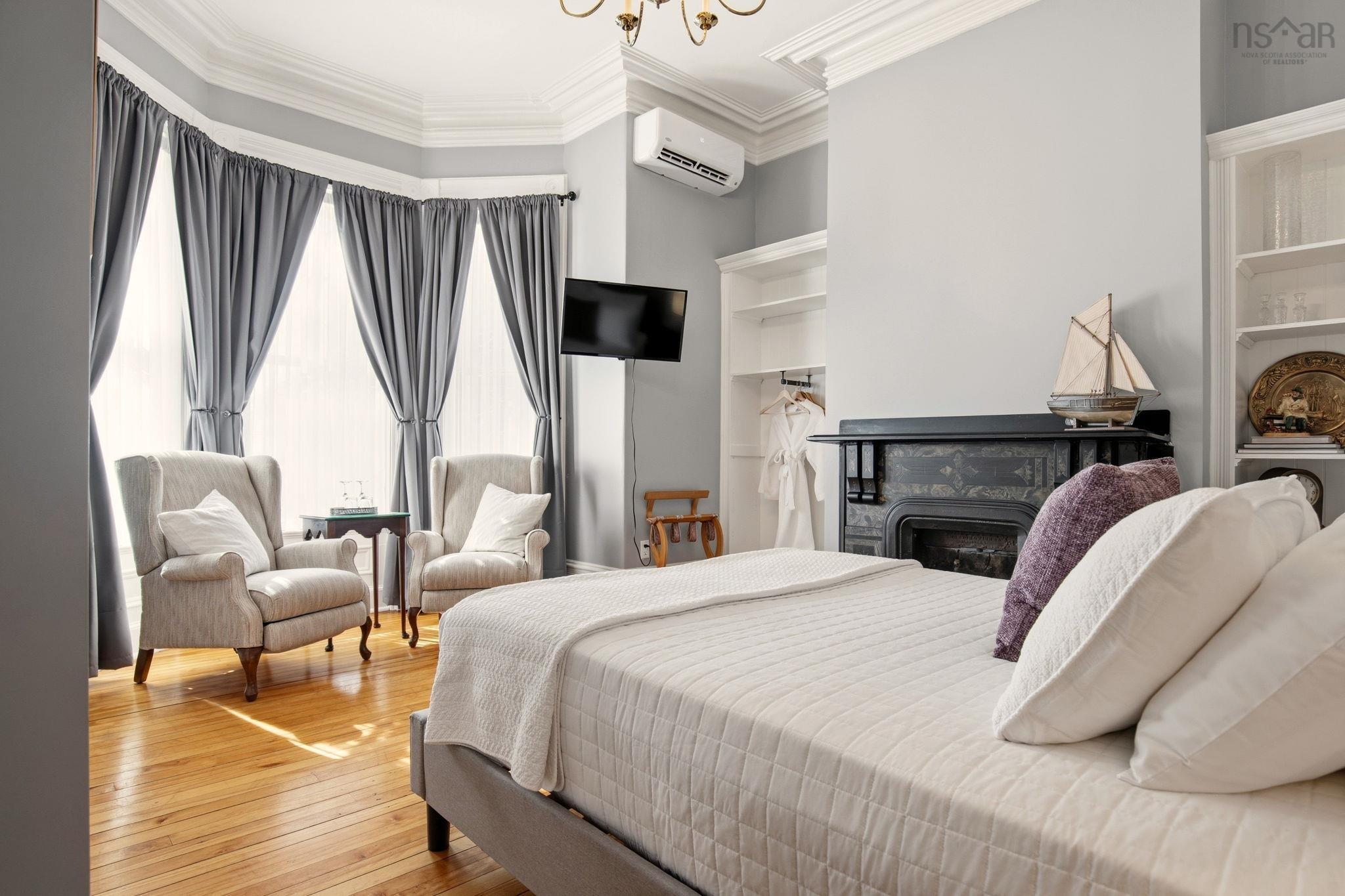 $1,700,000.00: 42 Falkland Street, Lunenburg