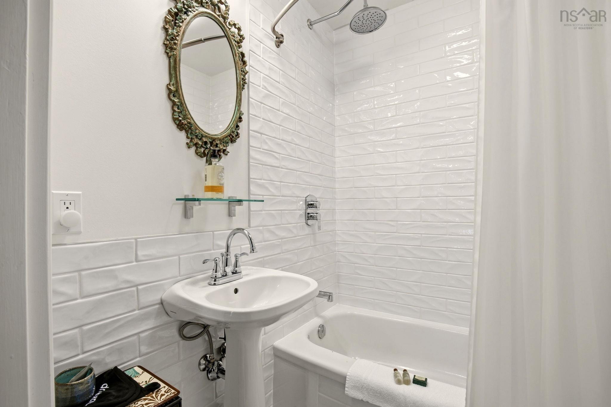 $1,700,000.00: 42 Falkland Street, Lunenburg