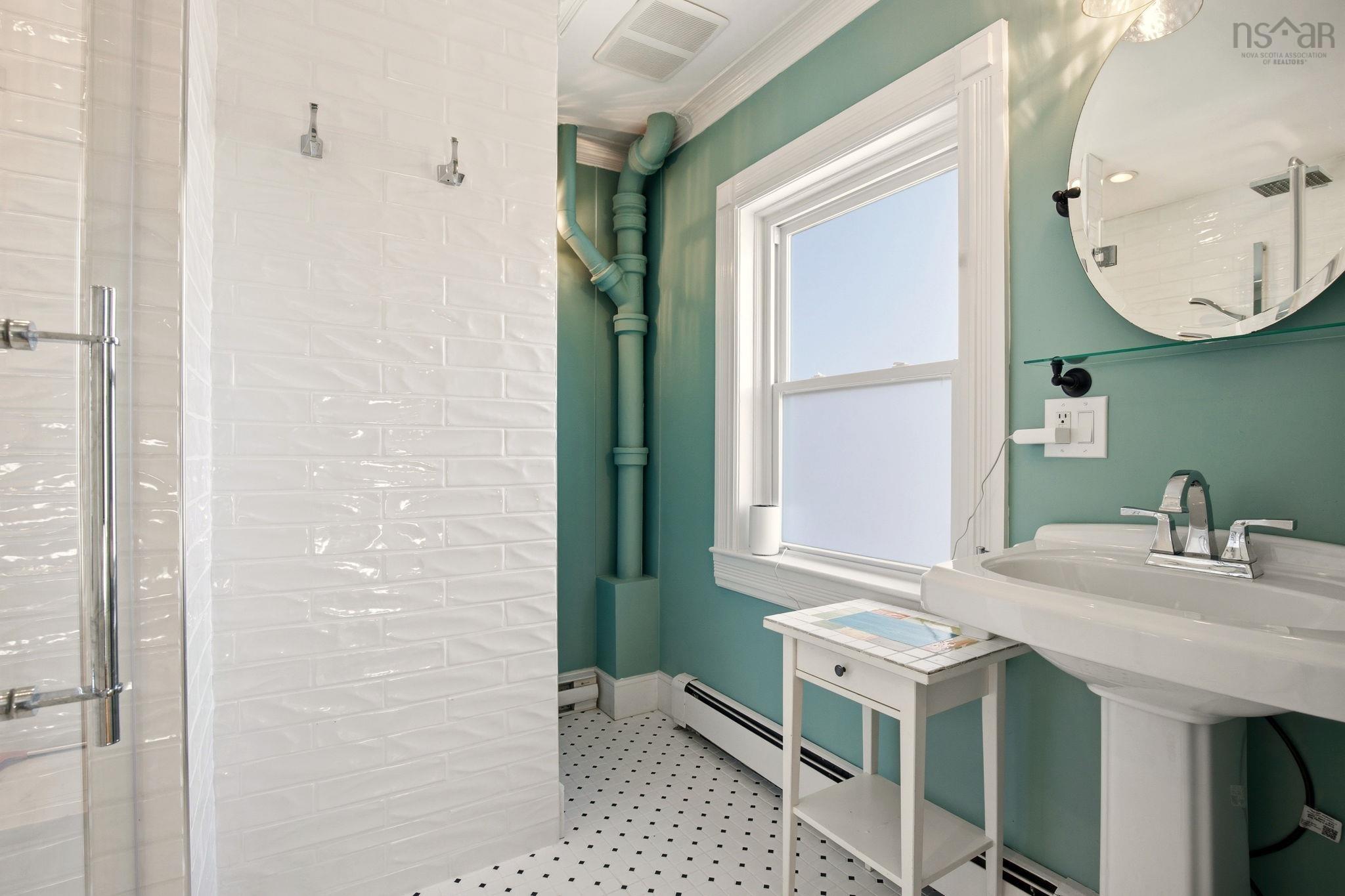 $1,700,000.00: 42 Falkland Street, Lunenburg