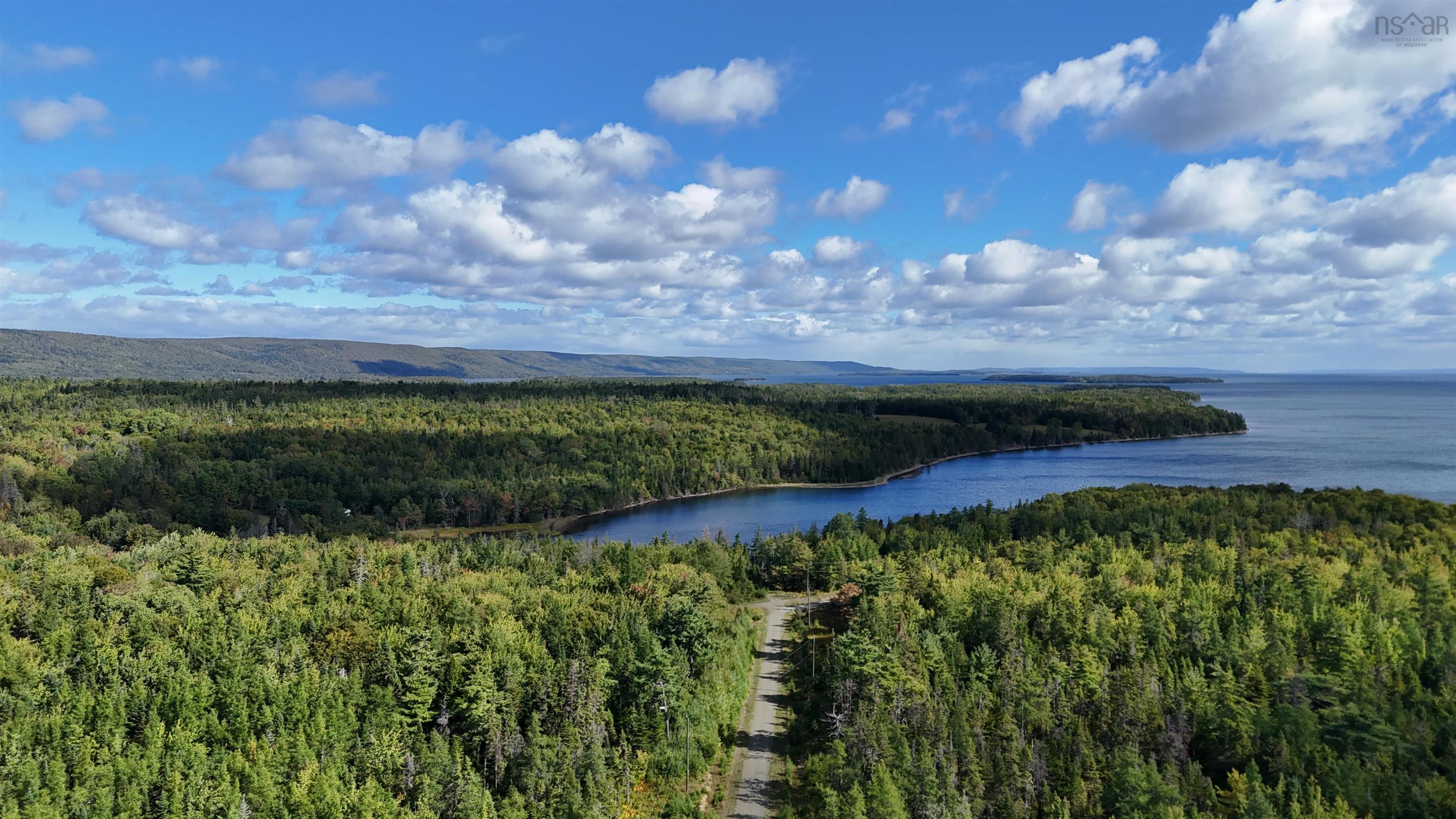 $37,500.00: Lot 14 Golden Shore Dr, Marshes (West Bay)