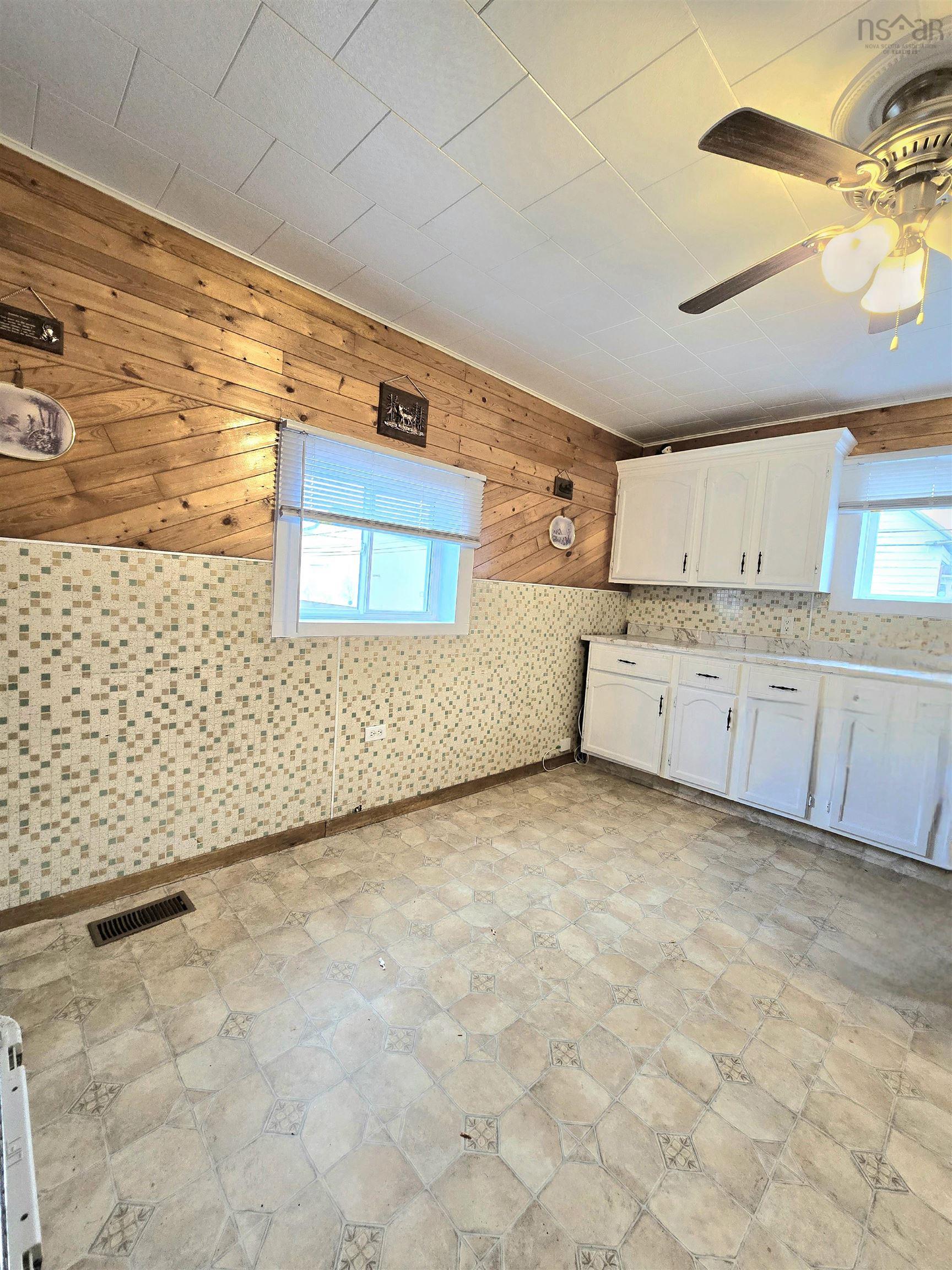 $275,000.00: 306 Frederick Street, New Glasgow