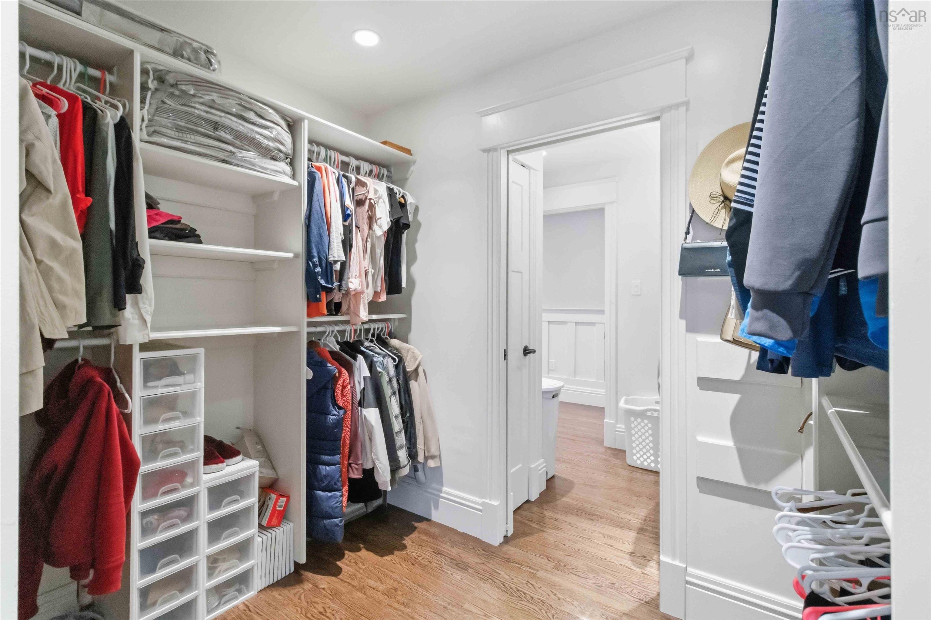 60 Amesbury Gate, Bedford, NS (MLS 202606327)