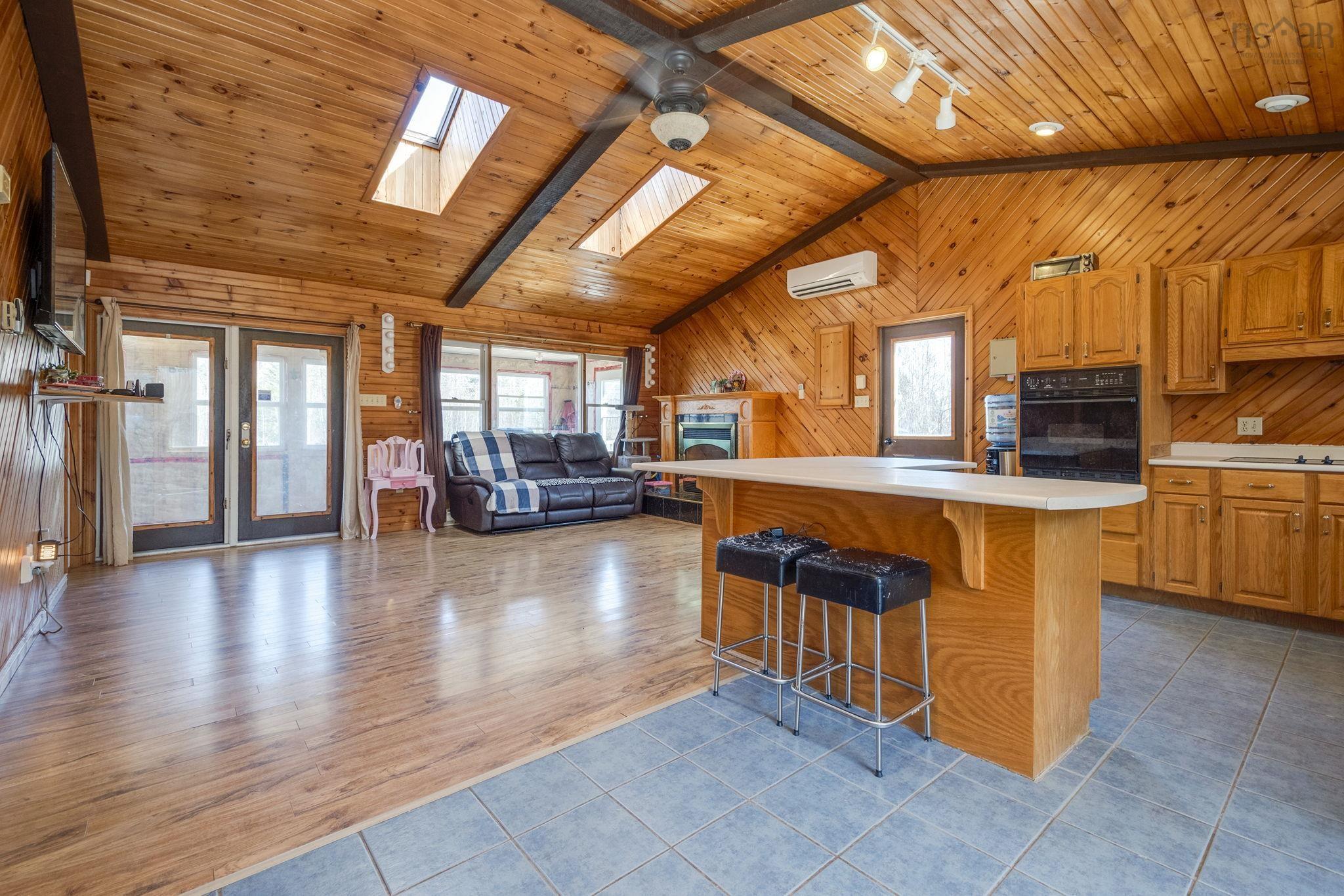 $249,900.00: 9660 366 Highway, Port Howe