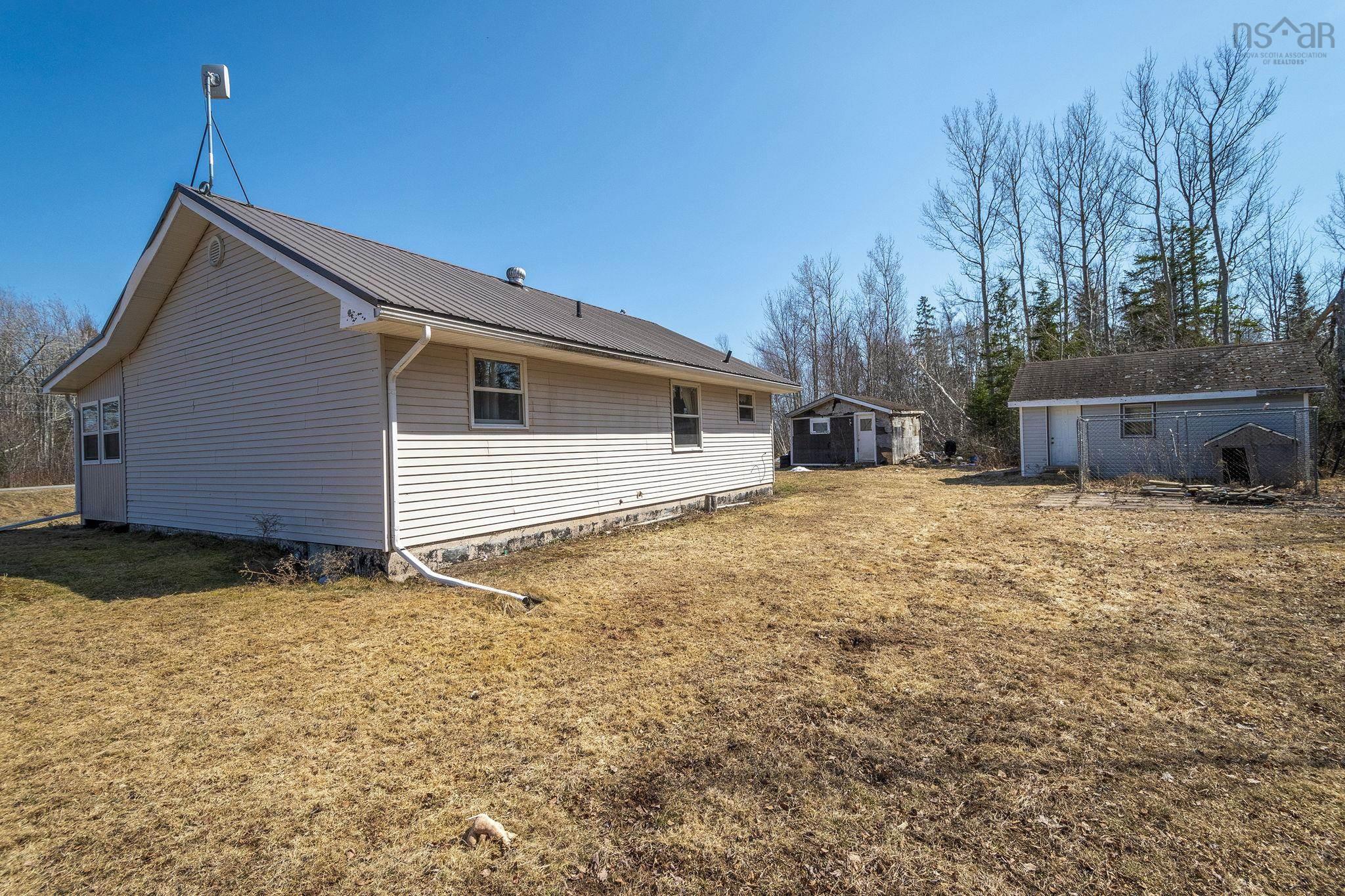 $249,900.00: 9660 366 Highway, Port Howe
