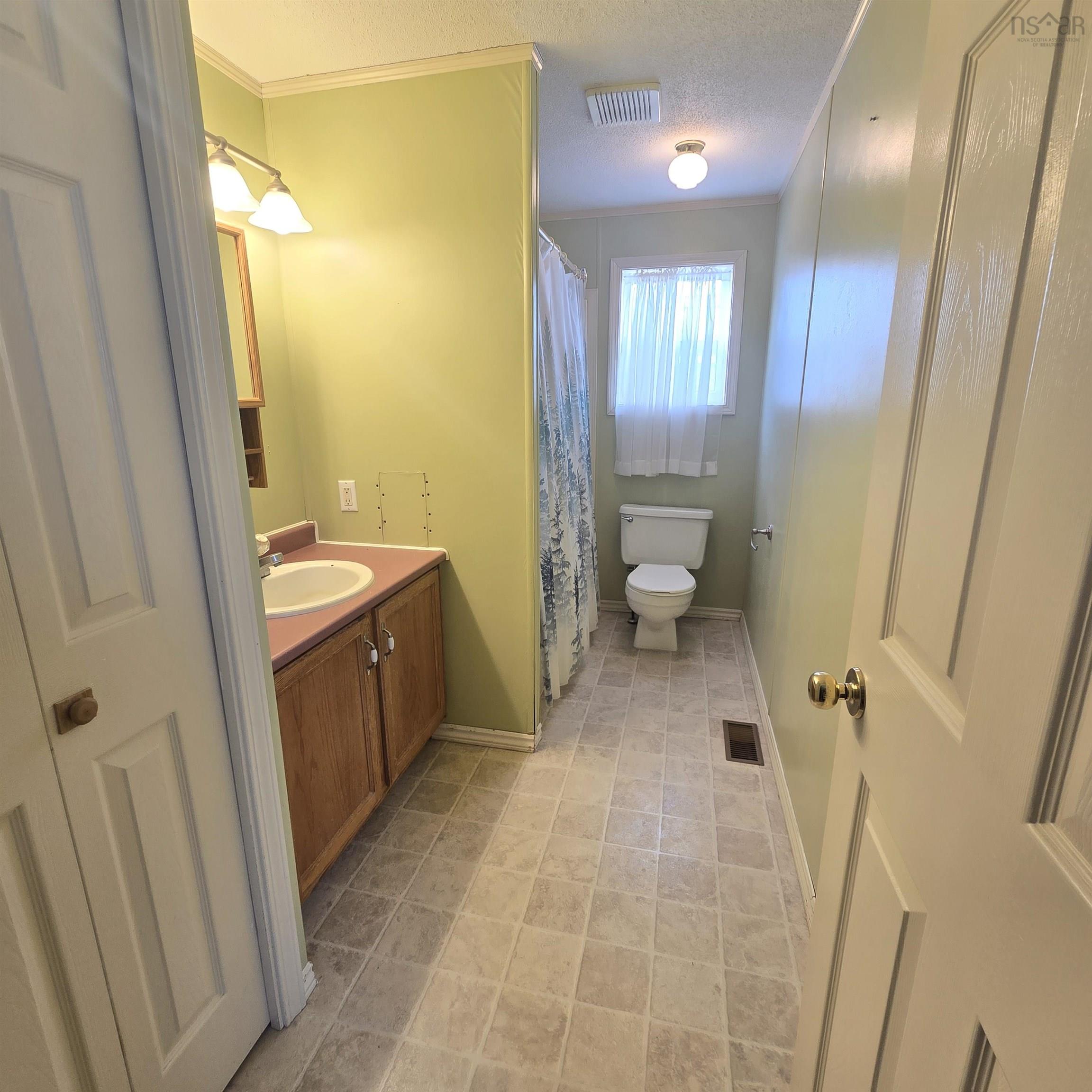 $195,000.00: 21 Parkwood, North Grant