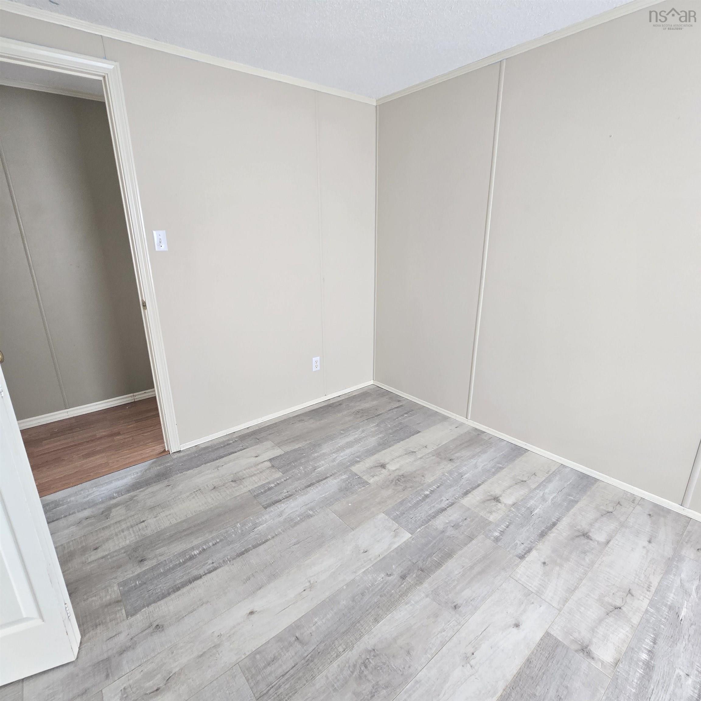 $195,000.00: 21 Parkwood, North Grant