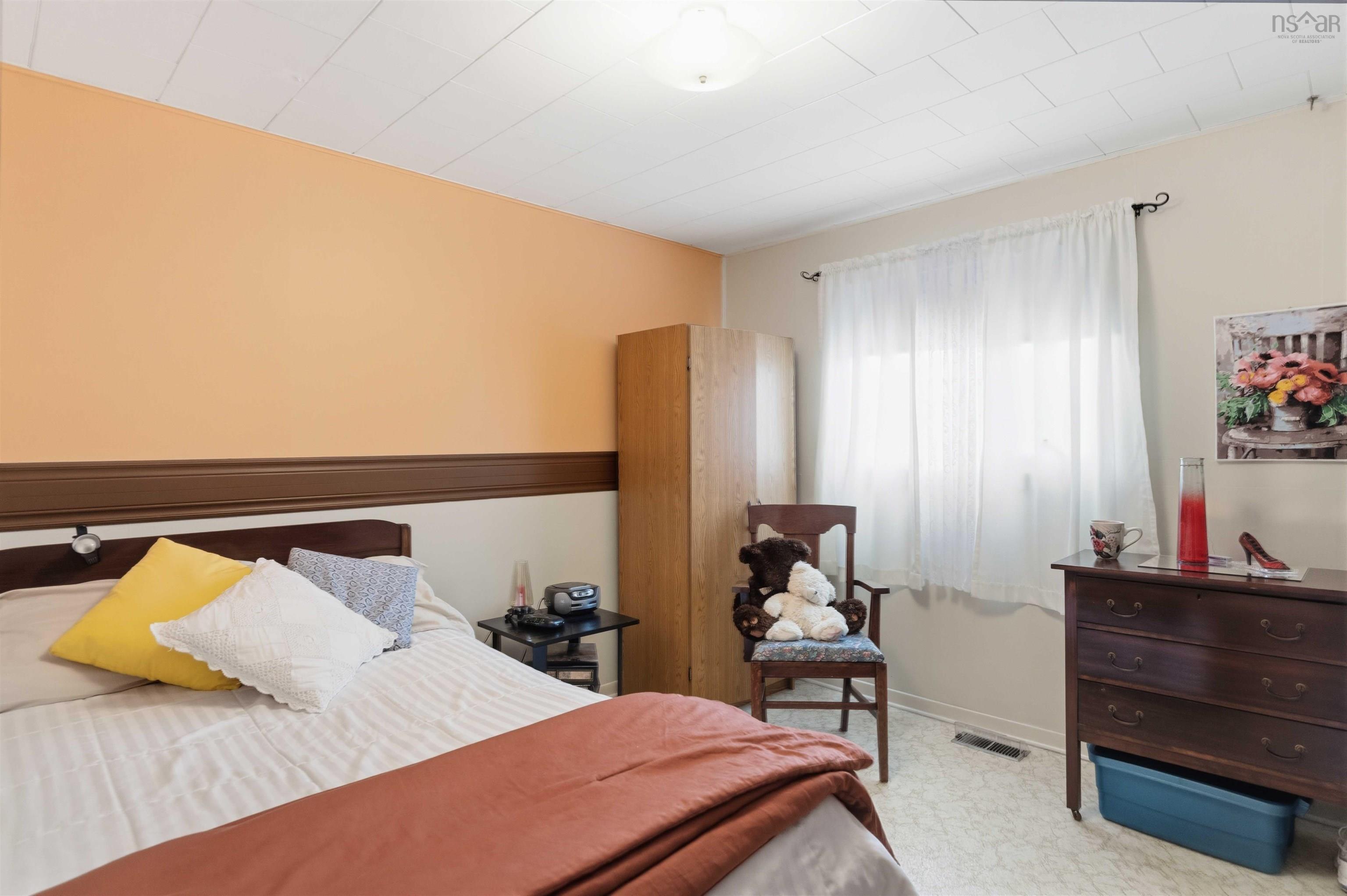 $339,000.00: 3 Inglewood Avenue, Kentville