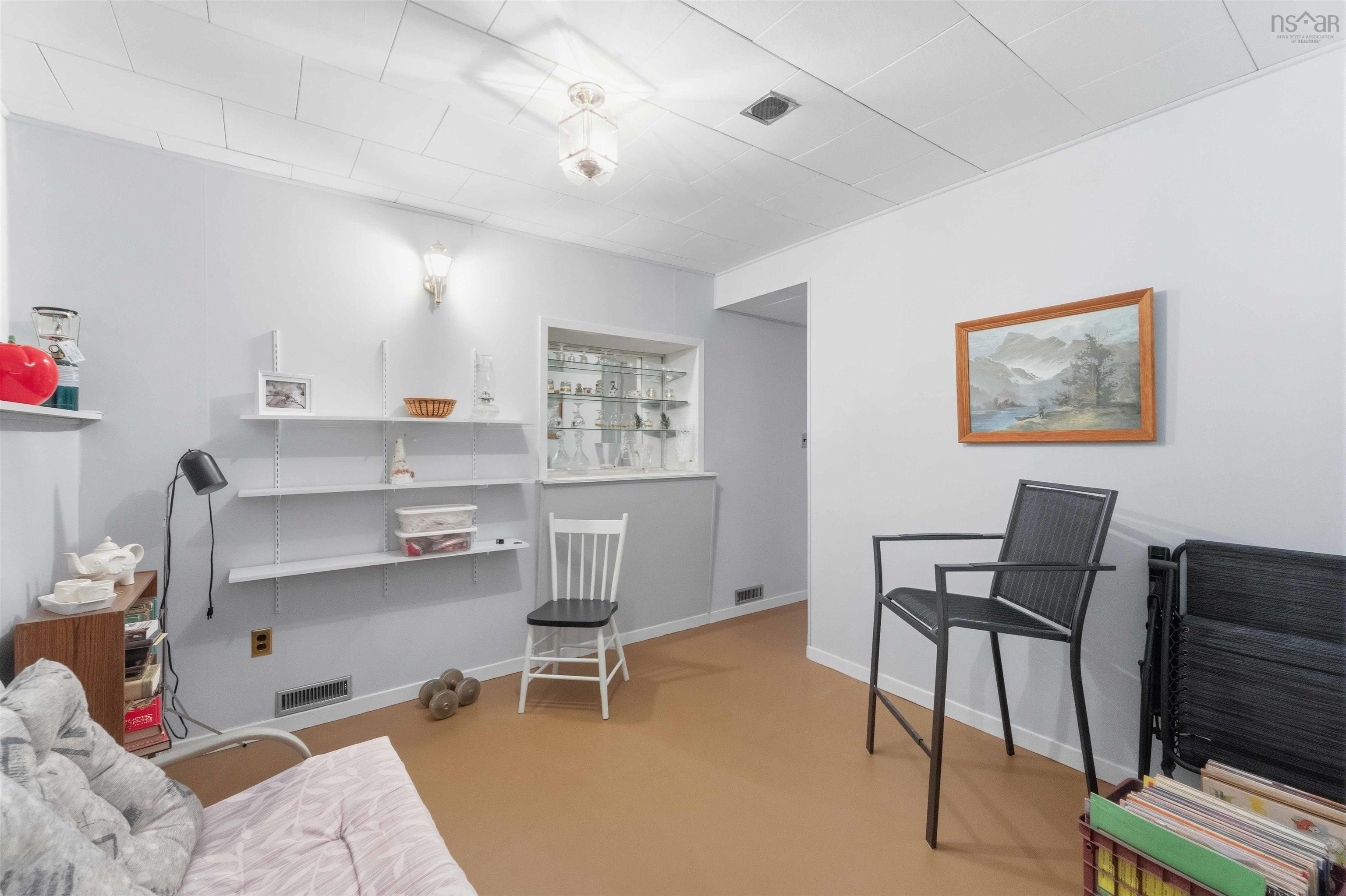 $339,000.00: 3 Inglewood Avenue, Kentville