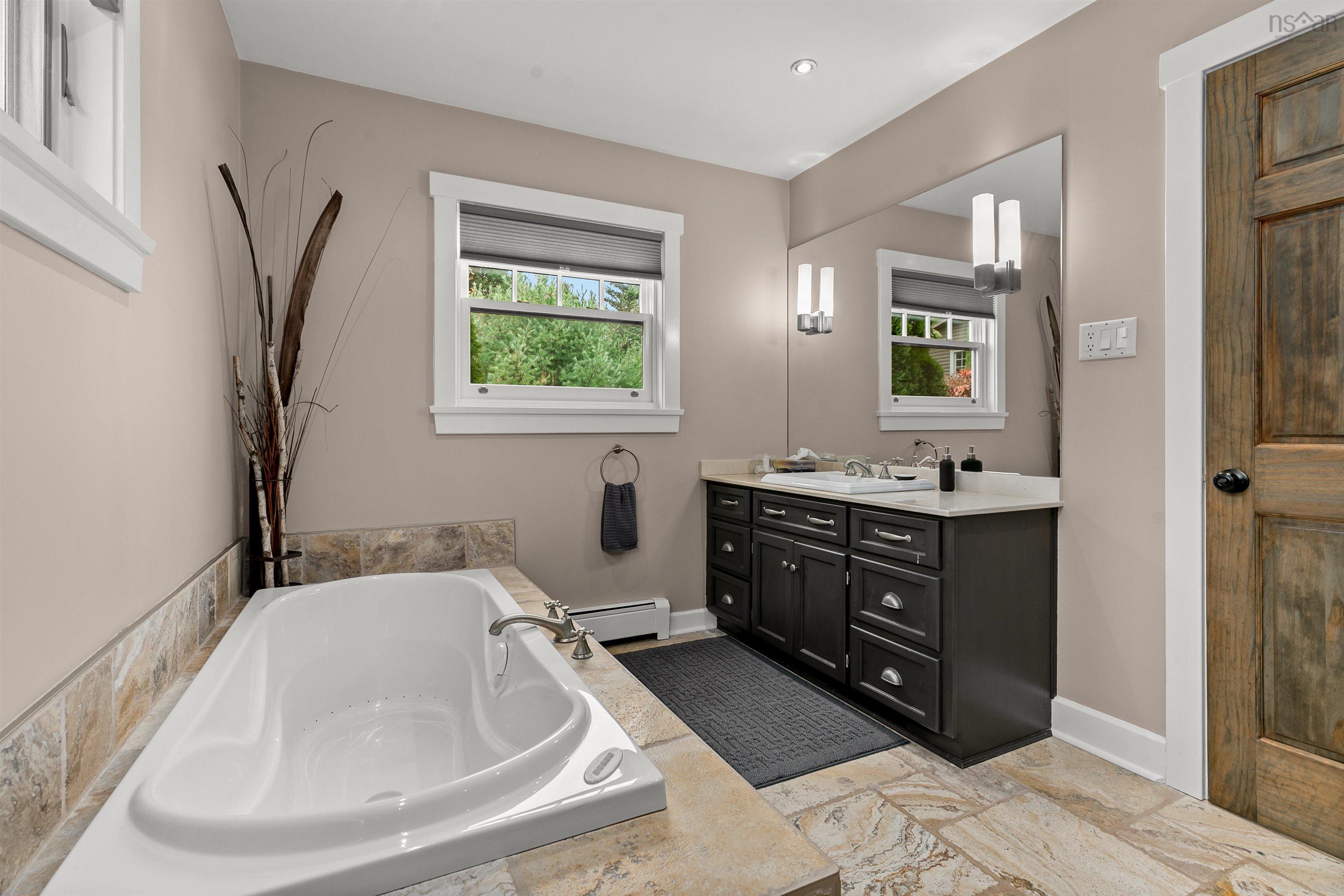 10680 Peggys Cove Road, Glen Margaret, NS (MLS 202606340)