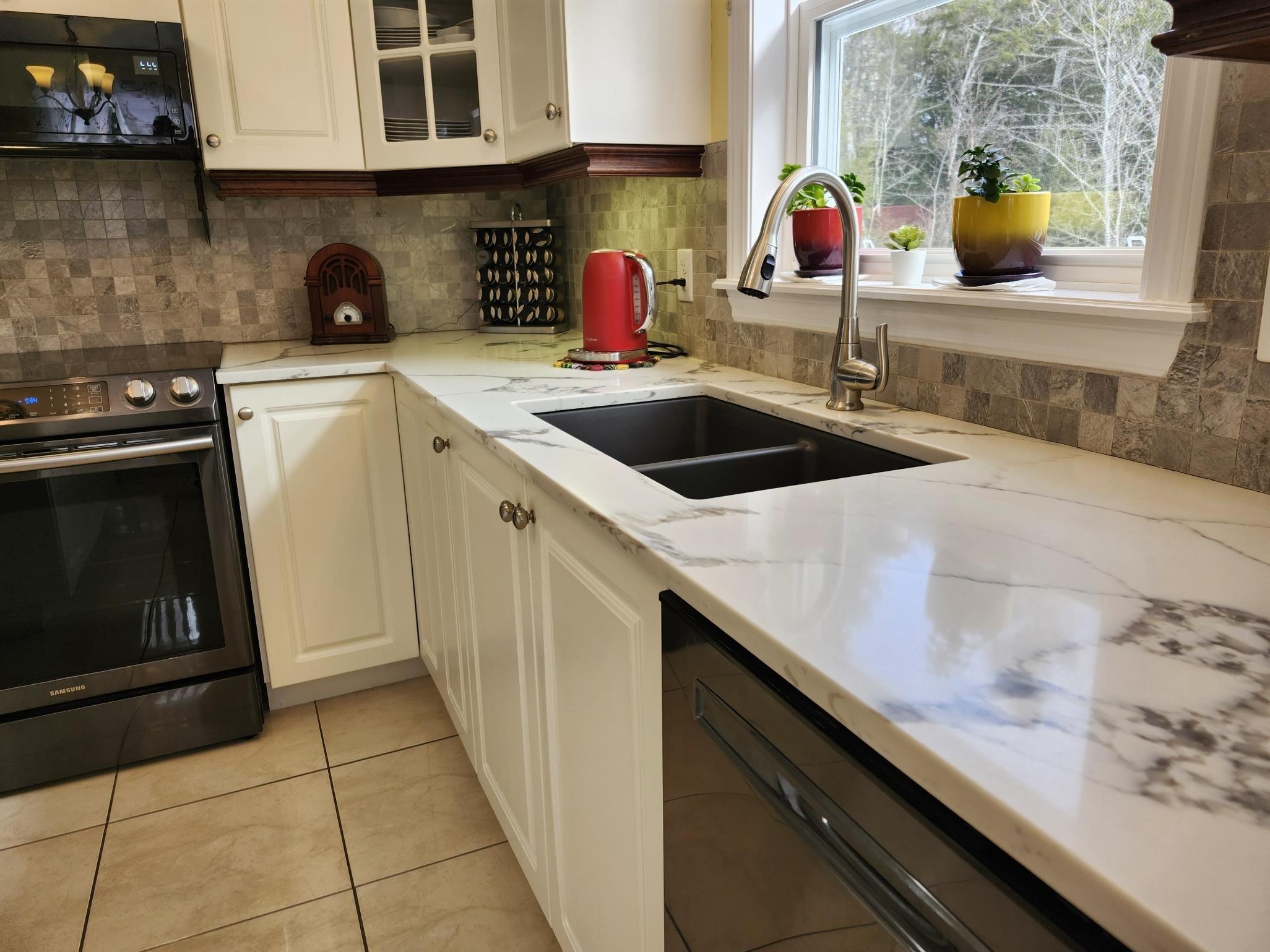 377 Laurel Ridge Drive, Beaver Bank, NS (MLS 202606346)