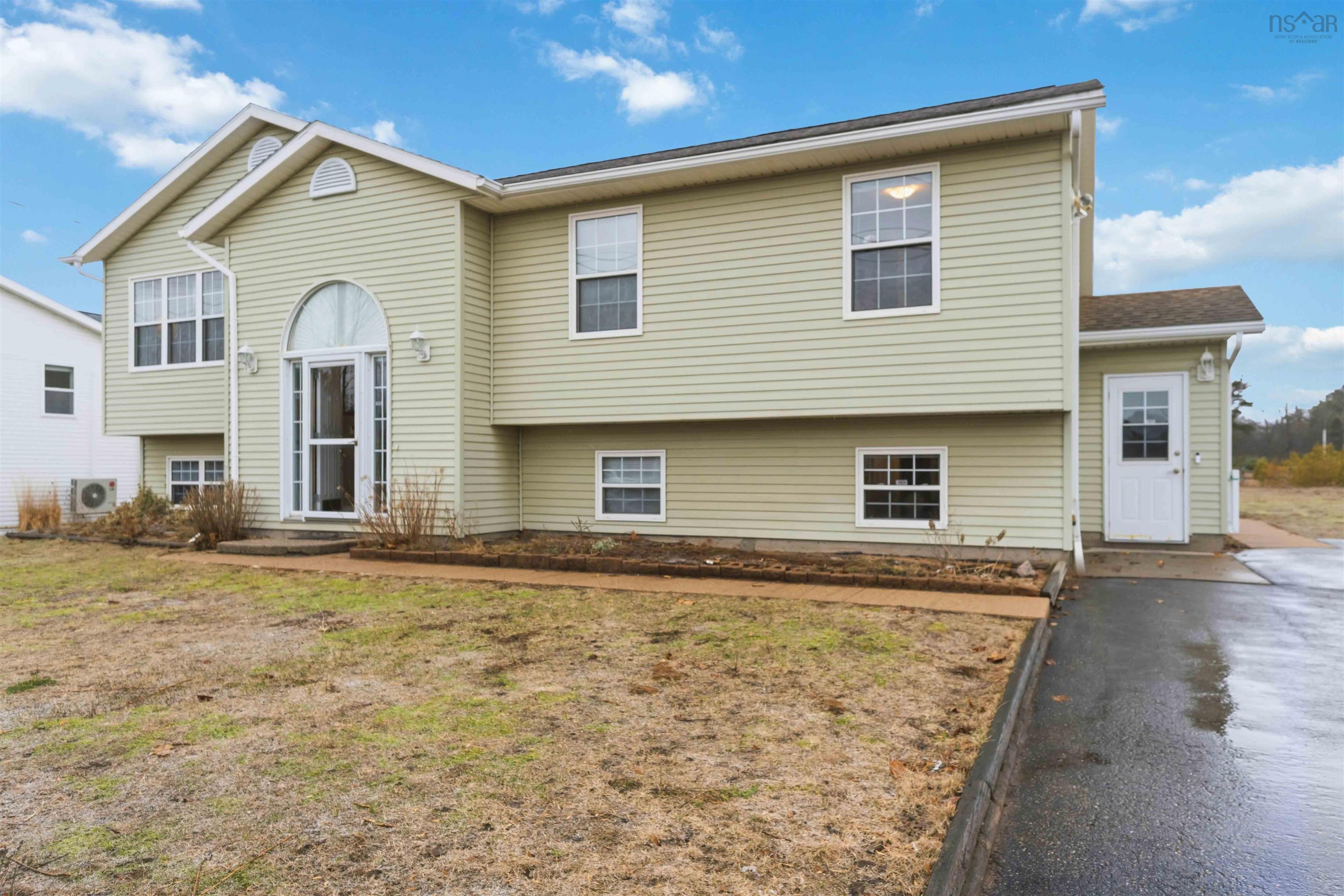 $444,900.00: 584 Brandy Avenue, Greenwood
