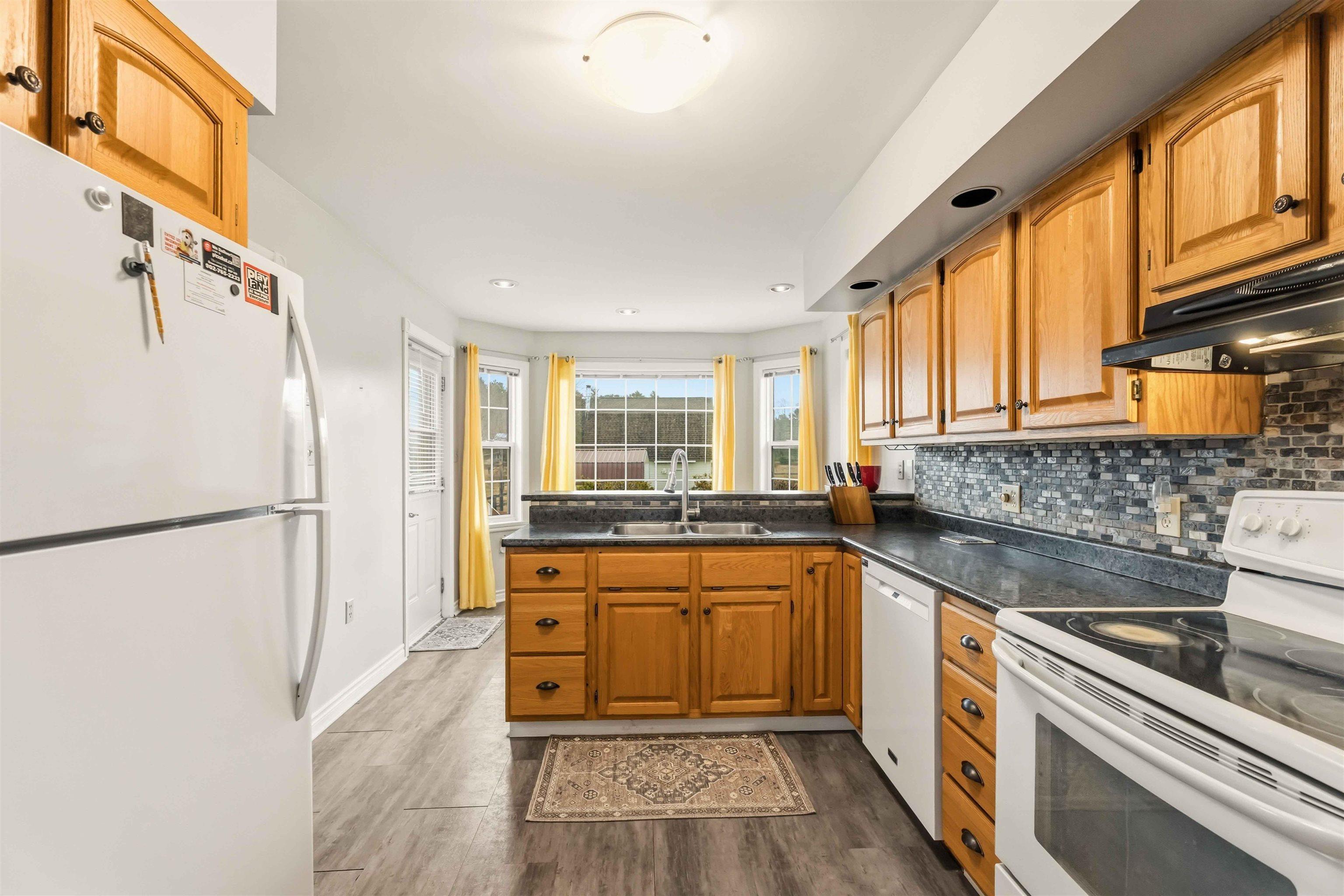 $459,900.00: 584 Brandy Avenue, Greenwood