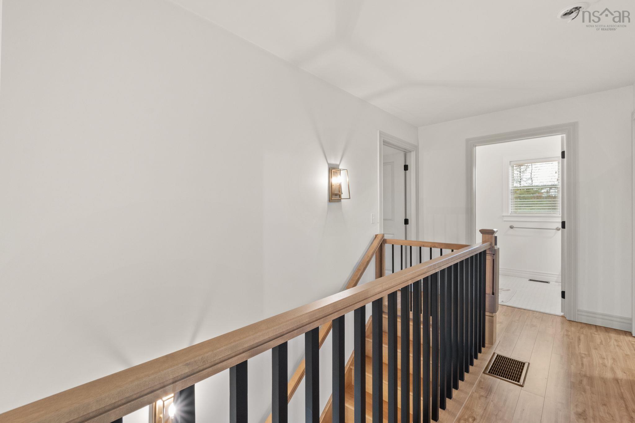 $749,900.00: 15 Acorn Avenue, Lantz