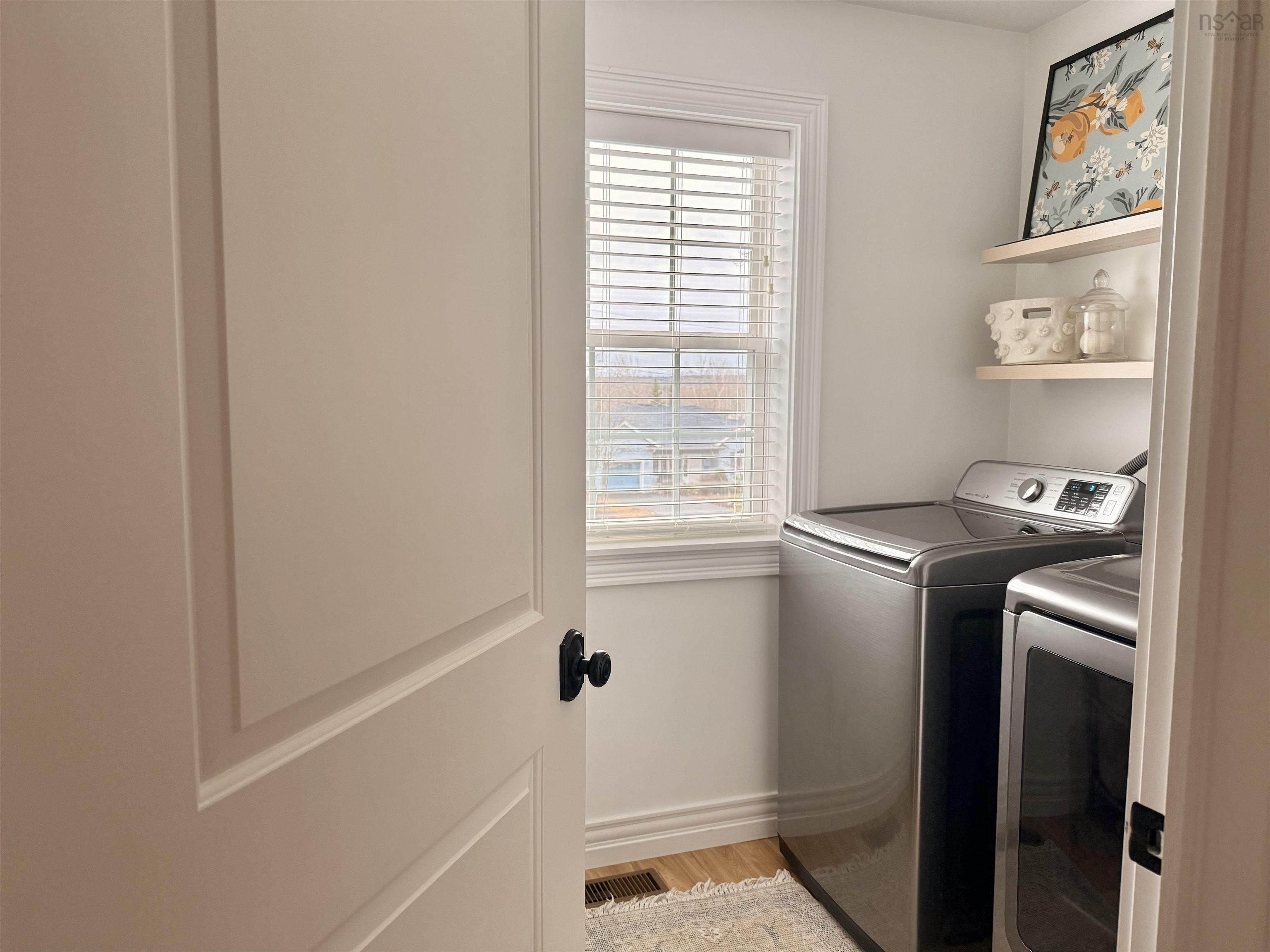 $749,900.00: 15 Acorn Avenue, Lantz