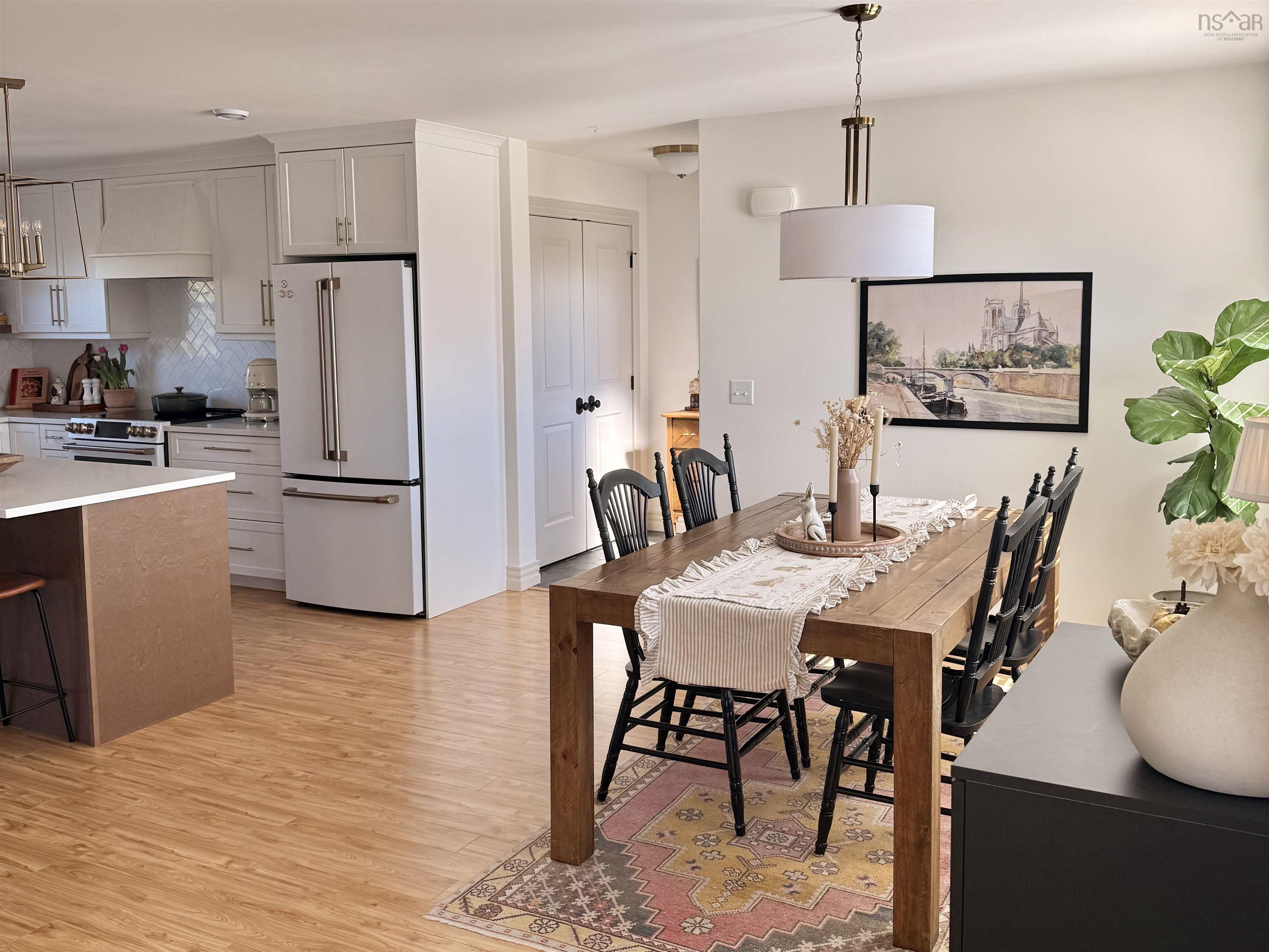 $749,900.00: 15 Acorn Avenue, Lantz