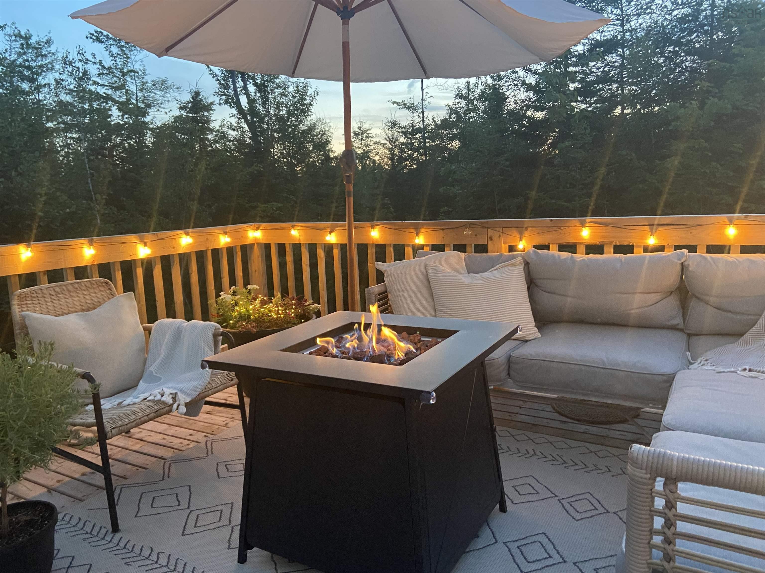 $749,900.00: 15 Acorn Avenue, Lantz