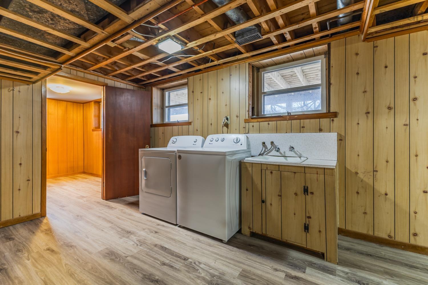 $385,000.00: 15 FAIRVIEW Drive, Truro