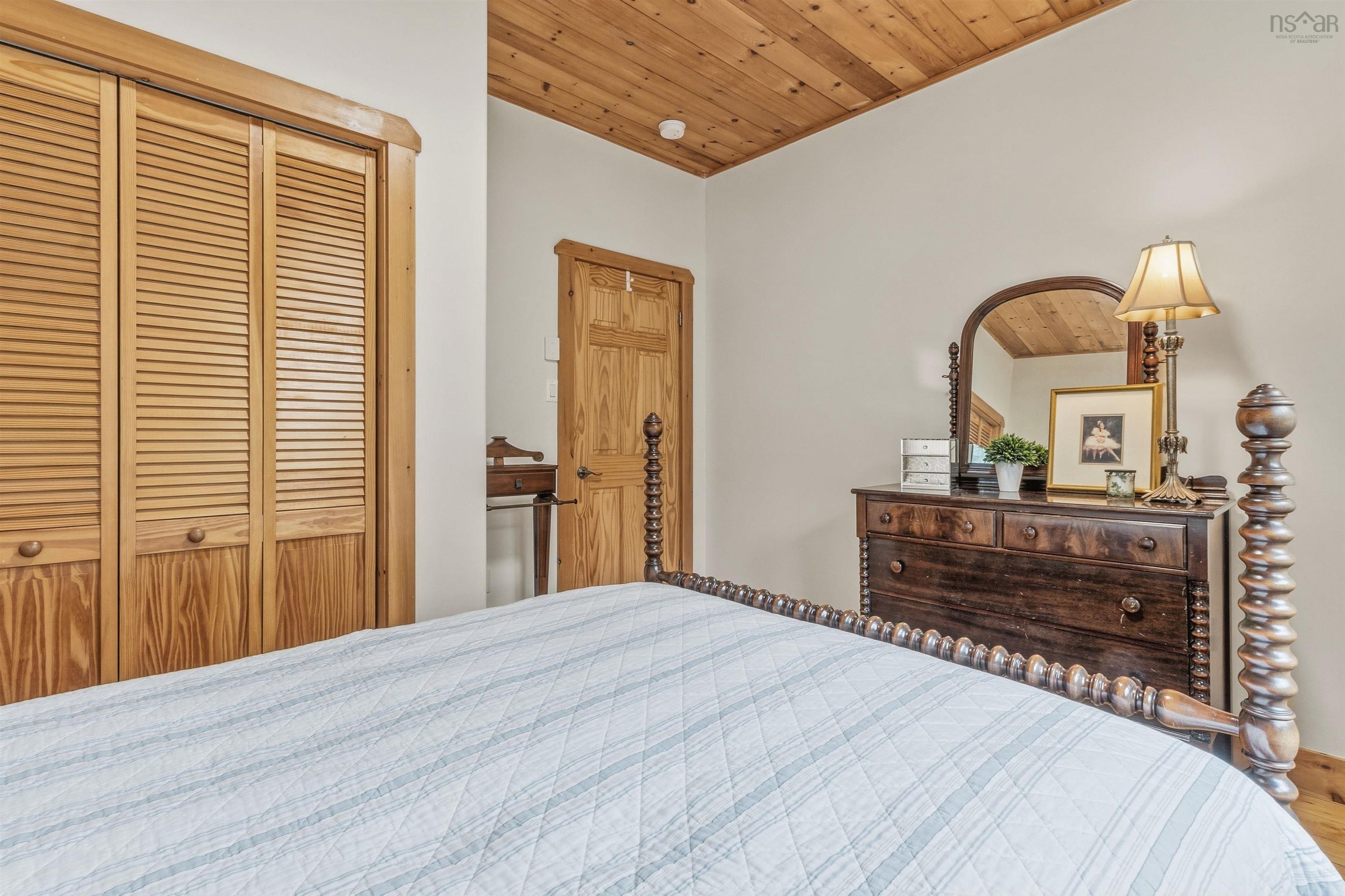 12895 Peggys Cove Road, Tantallon, NS (MLS 202606366)