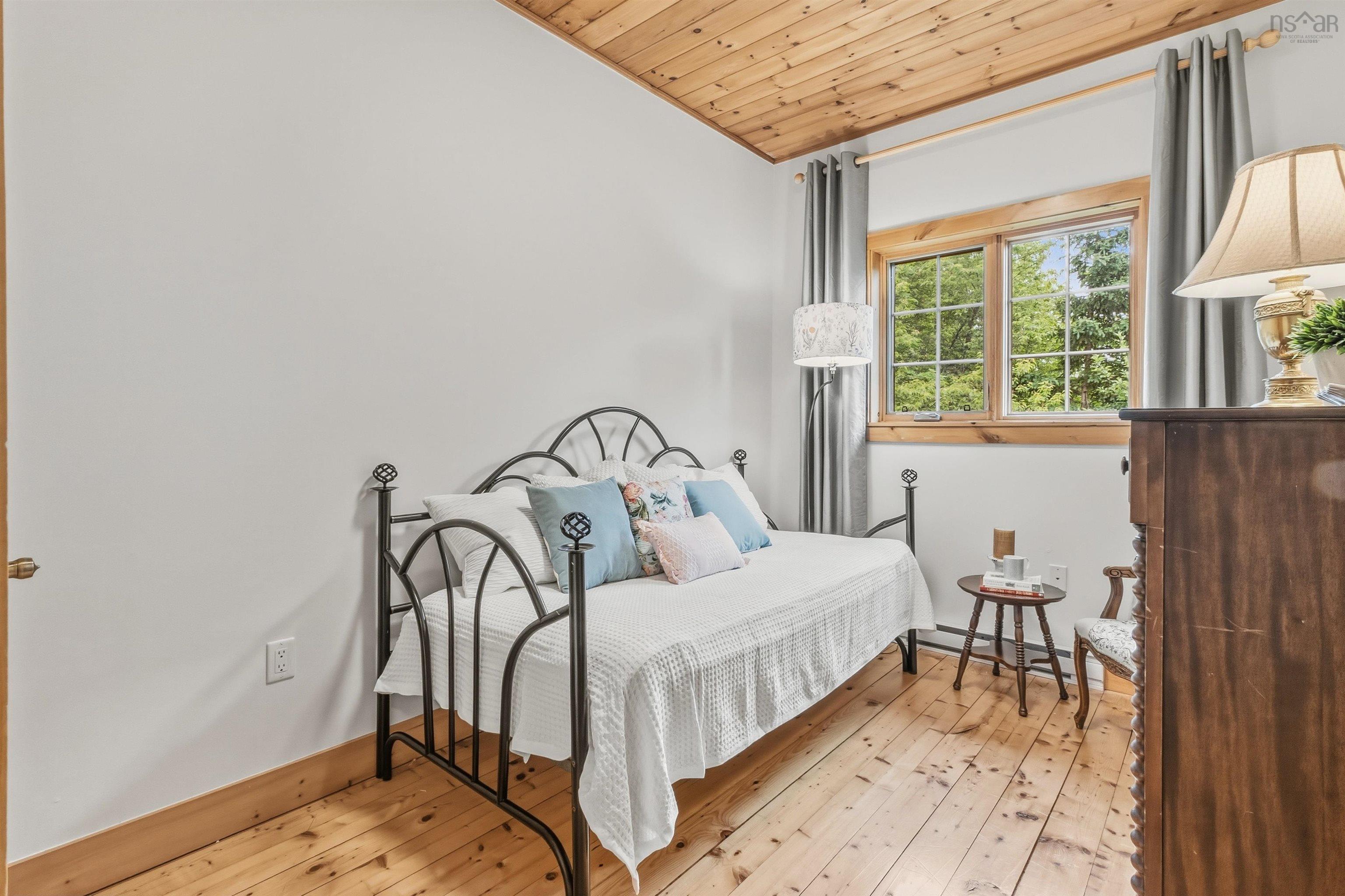 12895 Peggys Cove Road, Tantallon, NS (MLS 202606366)