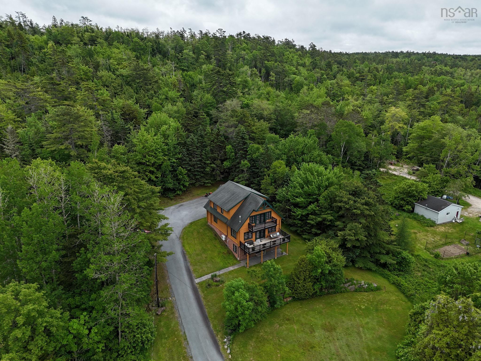 12895 Peggys Cove Road, Tantallon, NS (MLS 202606366)