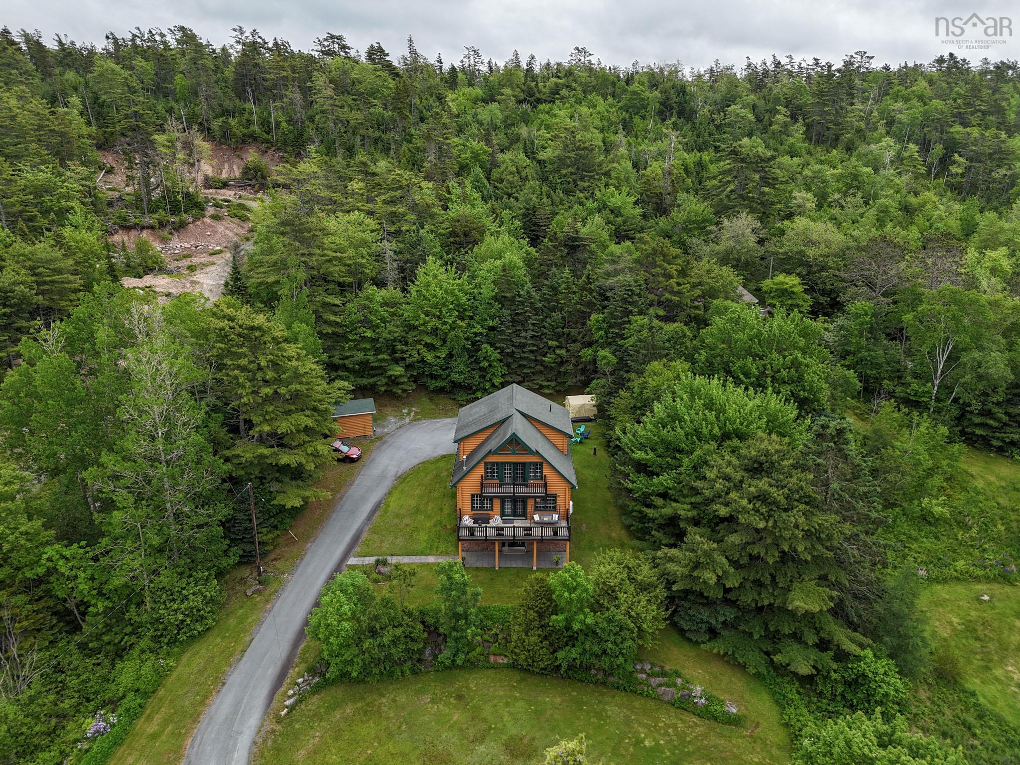 12895 Peggys Cove Road, Tantallon, NS (MLS 202606366)