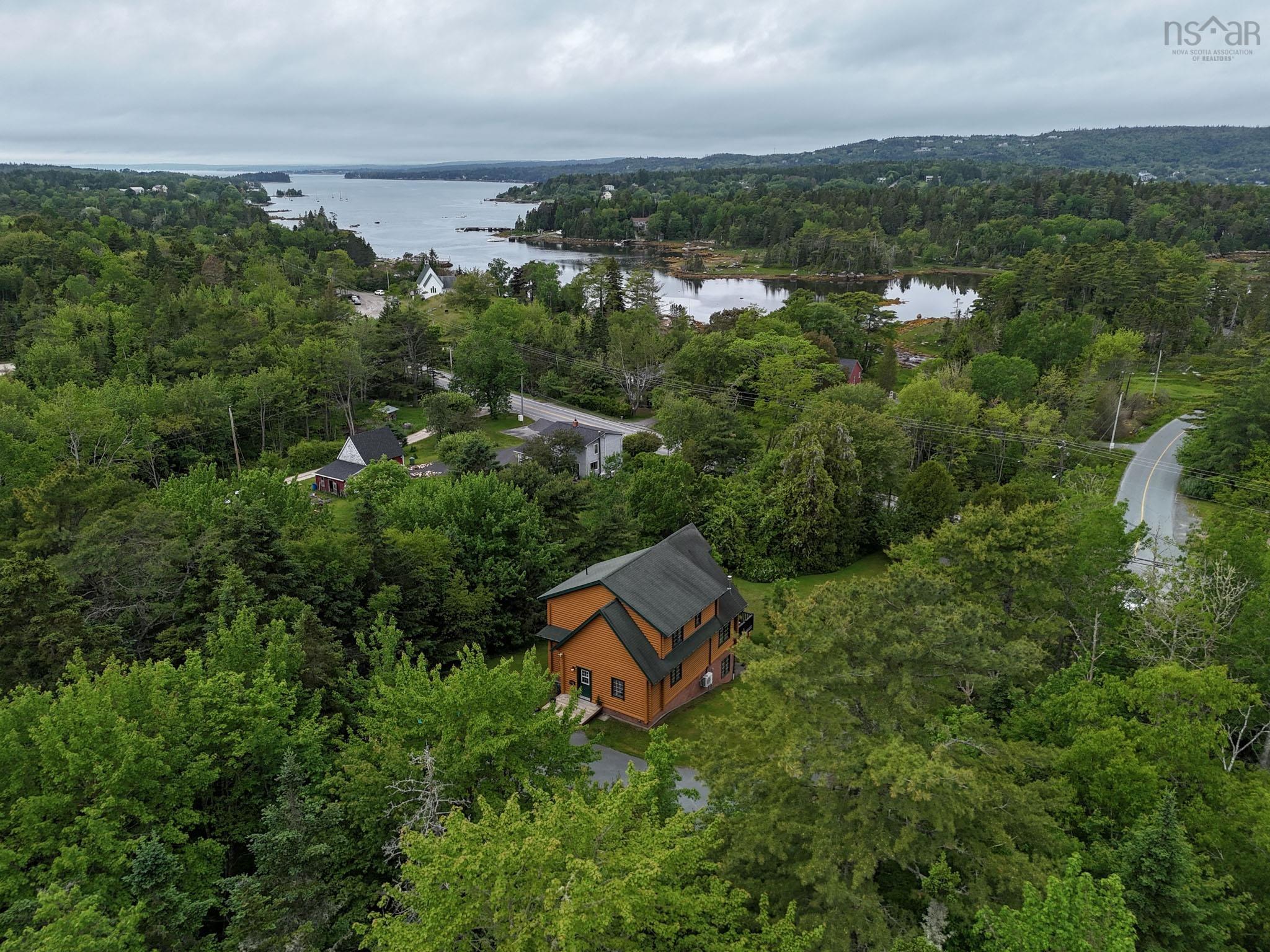 12895 Peggys Cove Road, Tantallon, NS (MLS 202606366)