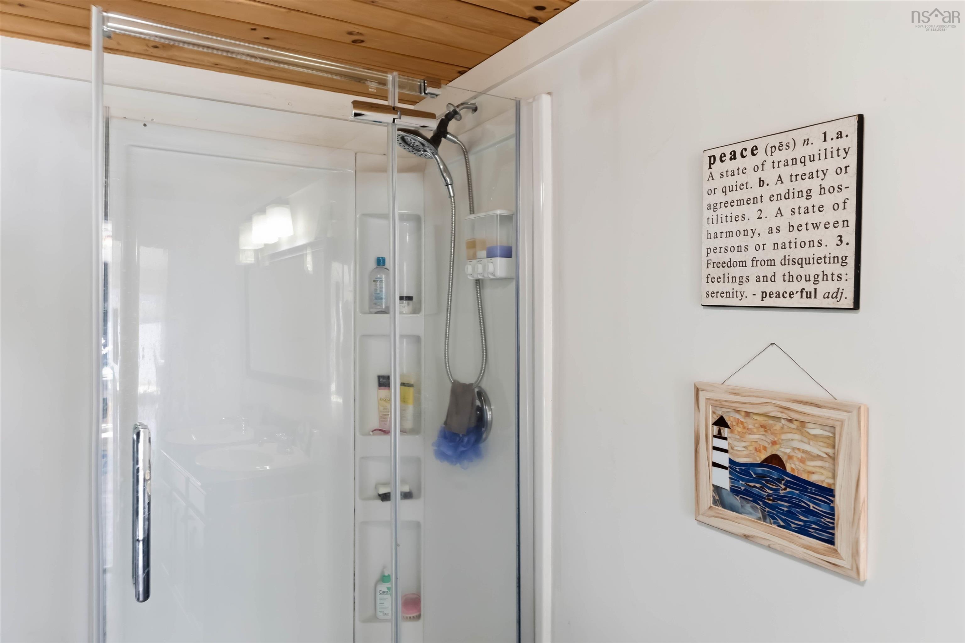 $398,000.00: 3 Massachusetts Road, Granville Centre