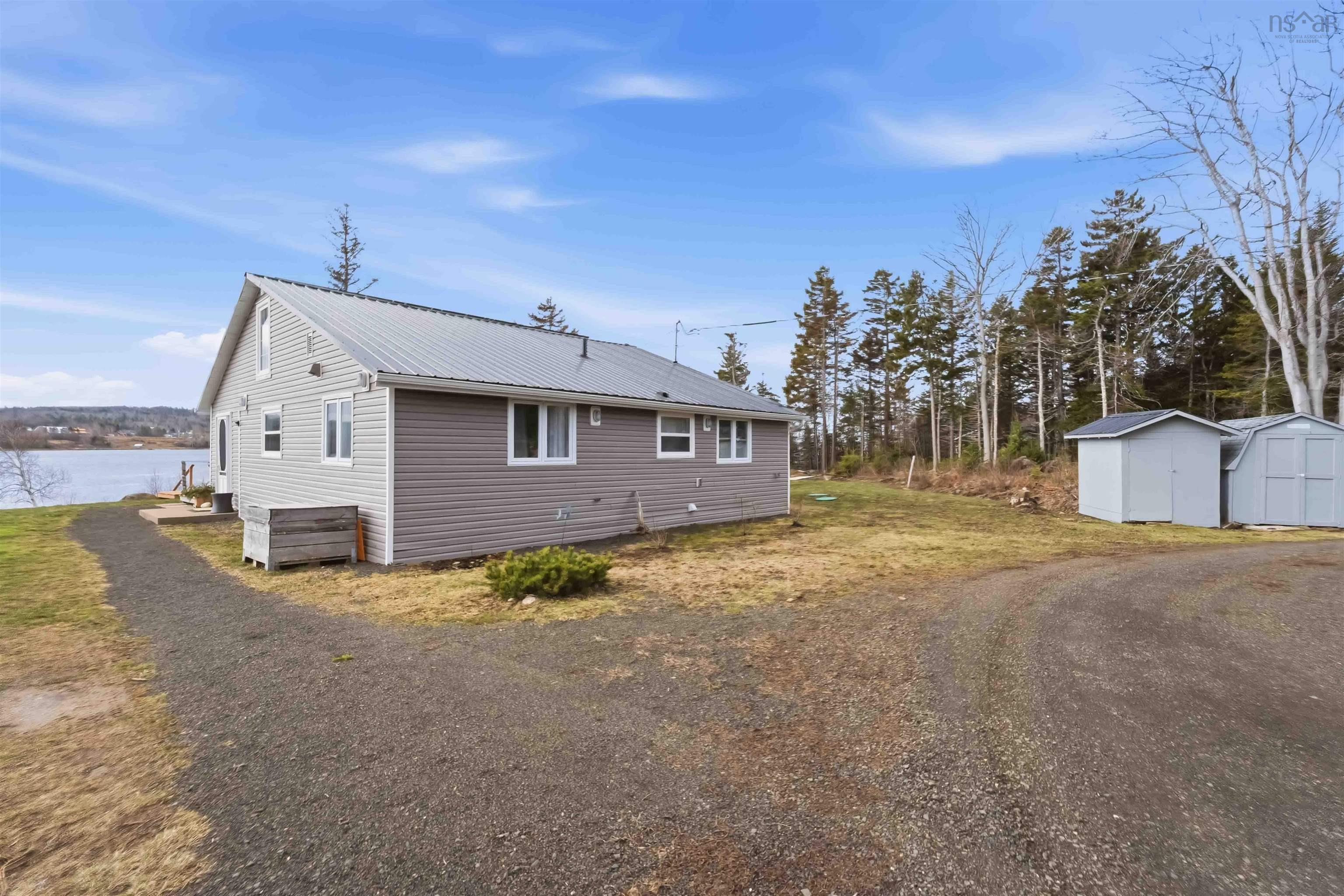 $398,000.00: 3 Massachusetts Road, Granville Centre