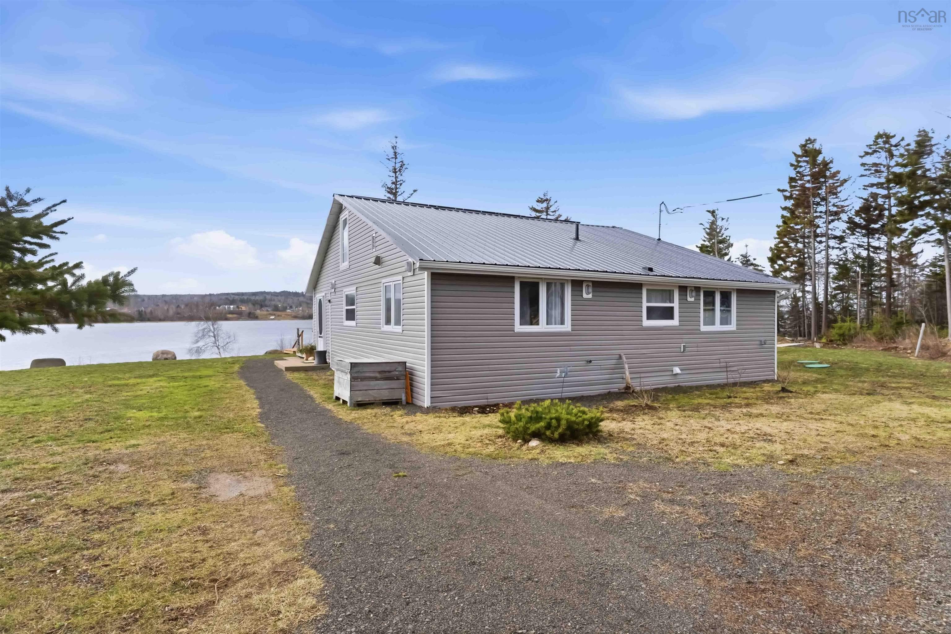 $369,000.00: 3 Massachusetts Road, Granville Centre