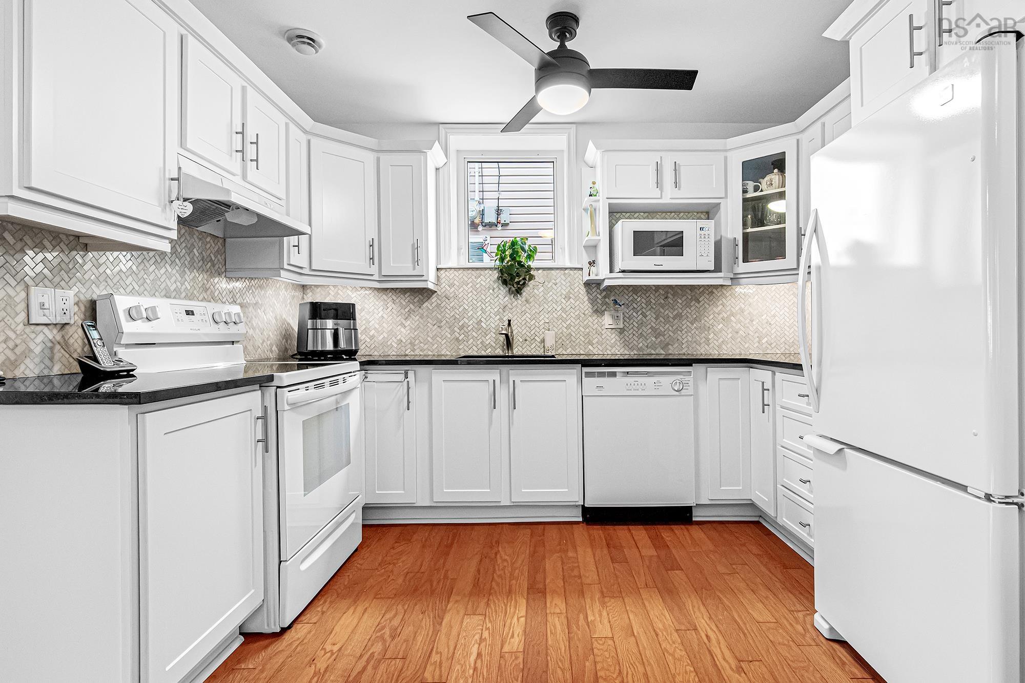 60 Amin Street, Bedford, NS (MLS 202606388)