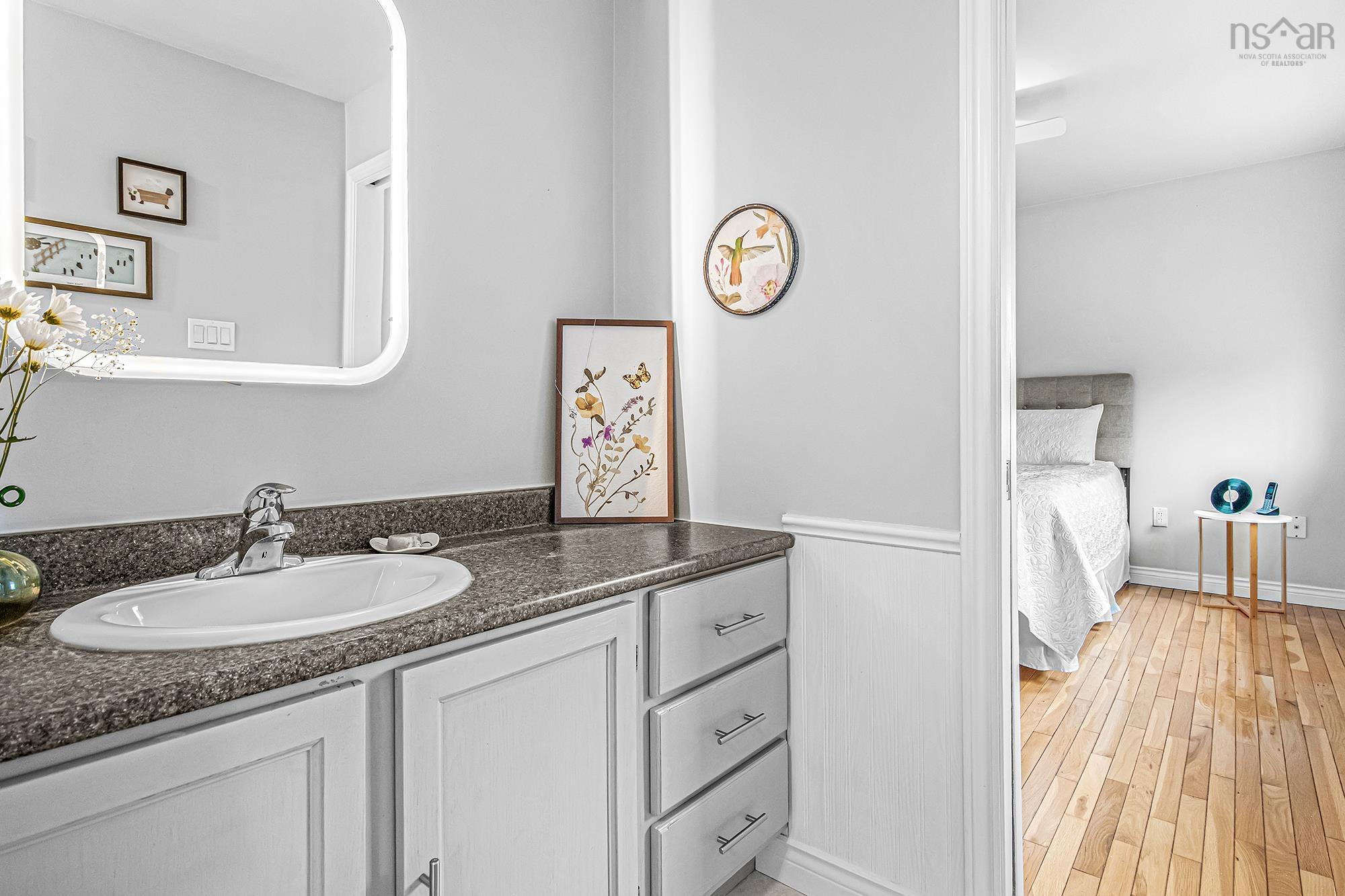 60 Amin Street, Bedford, NS (MLS 202606388)