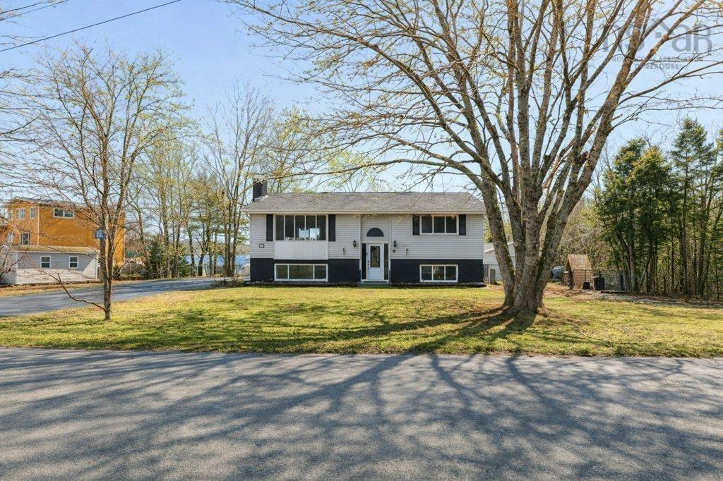 11 Robina Drive, Lake Echo, NS (MLS 202606390)