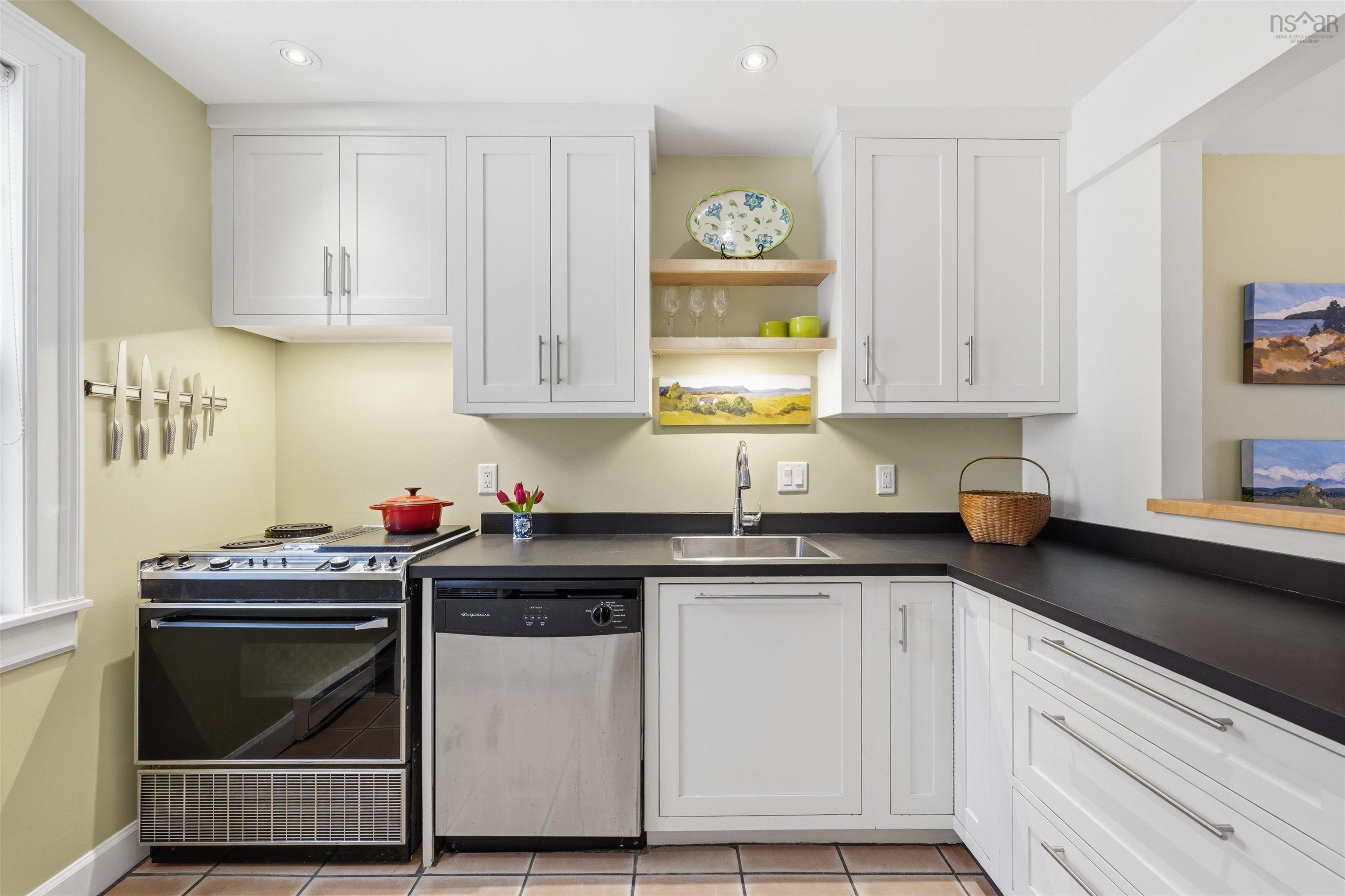 5238 Nora Bernard Street, Halifax, NS (MLS 202606391)