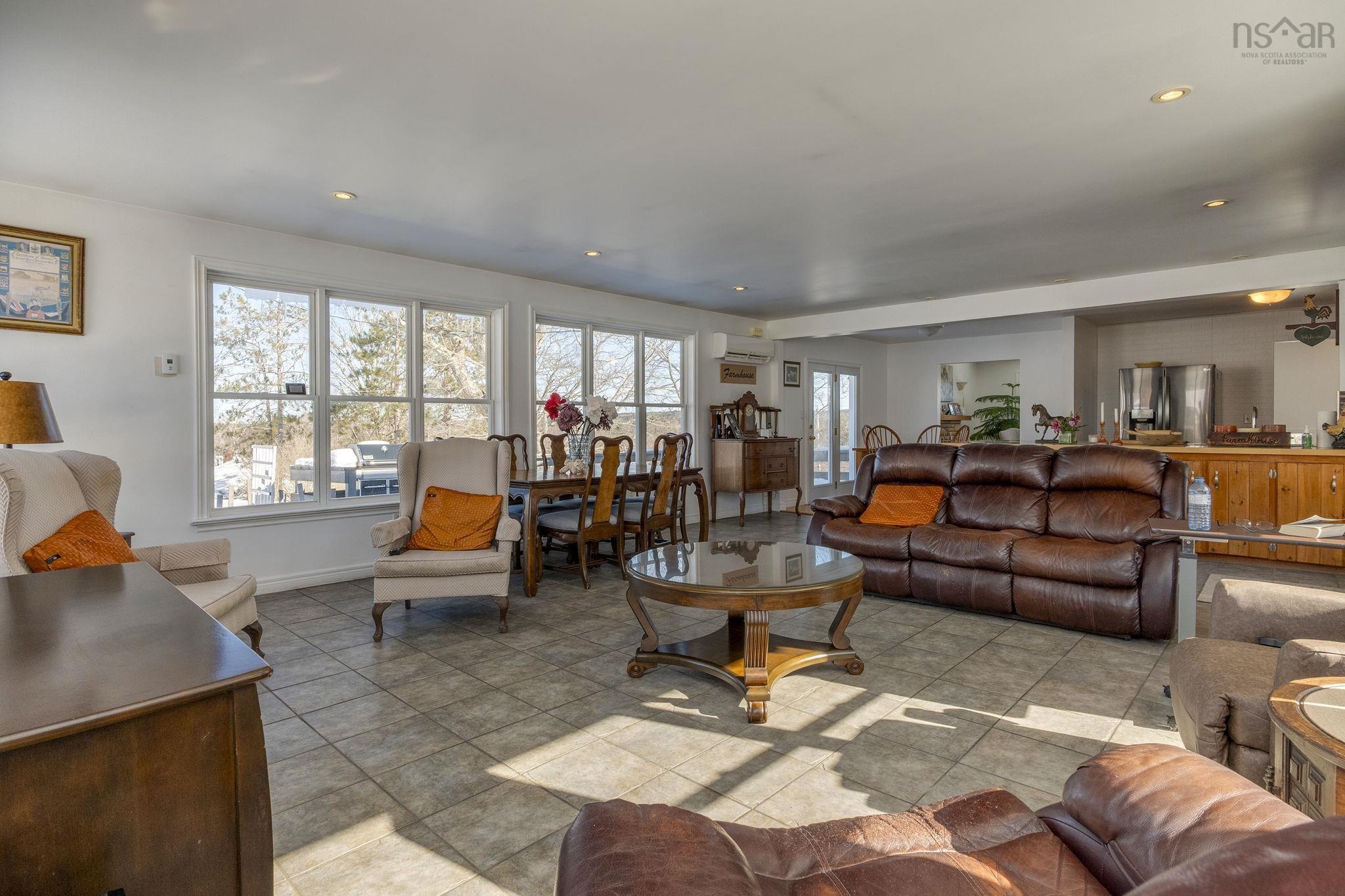 $599,900.00: 8 Arabian Lane, Elmsvale