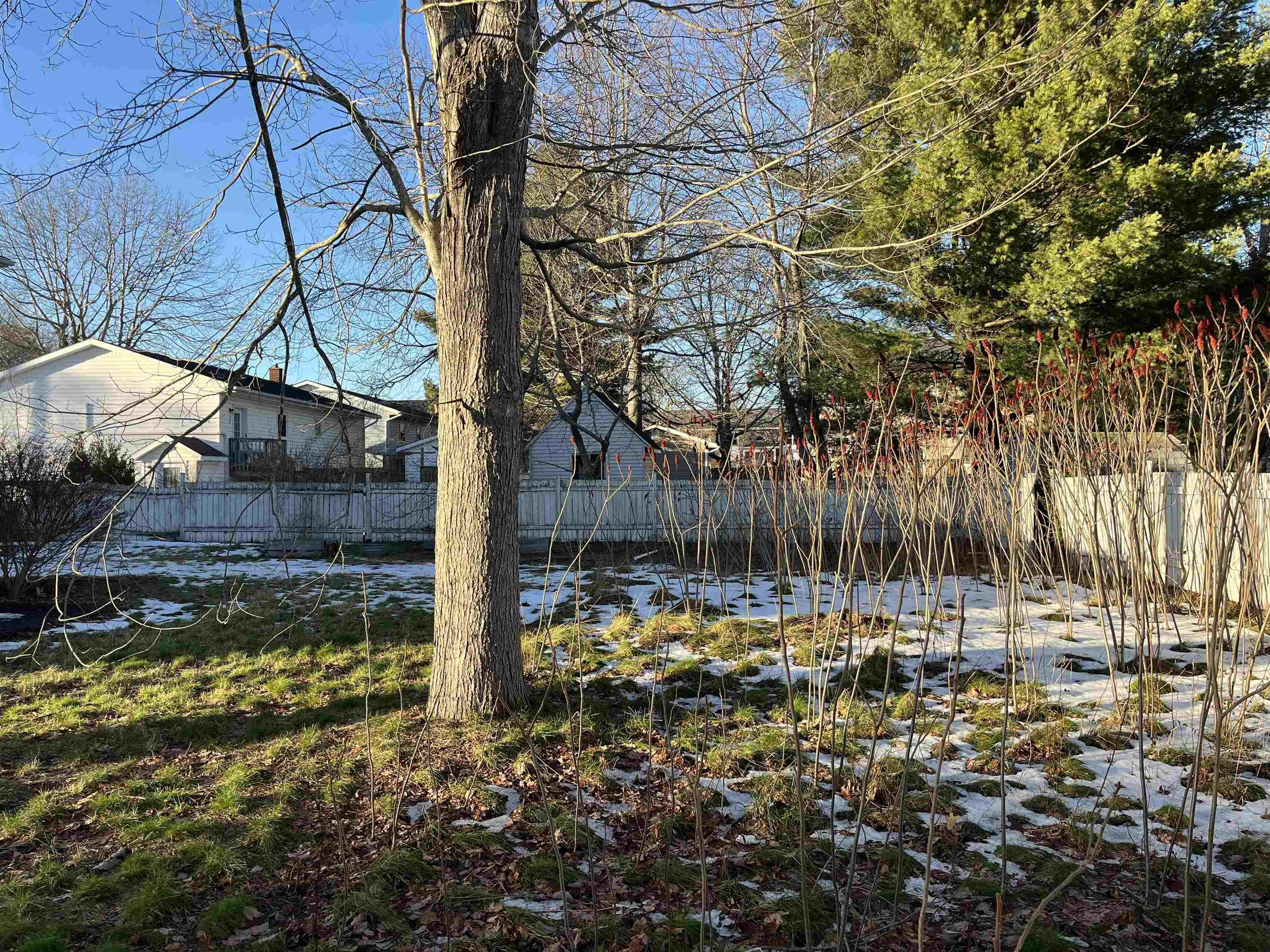$365,500.00: 974 Aurora Crescent, Greenwood