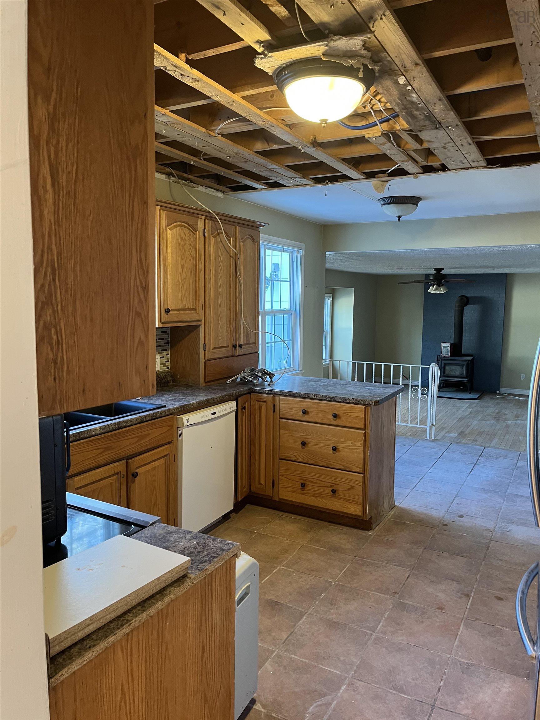 $365,500.00: 974 Aurora Crescent, Greenwood
