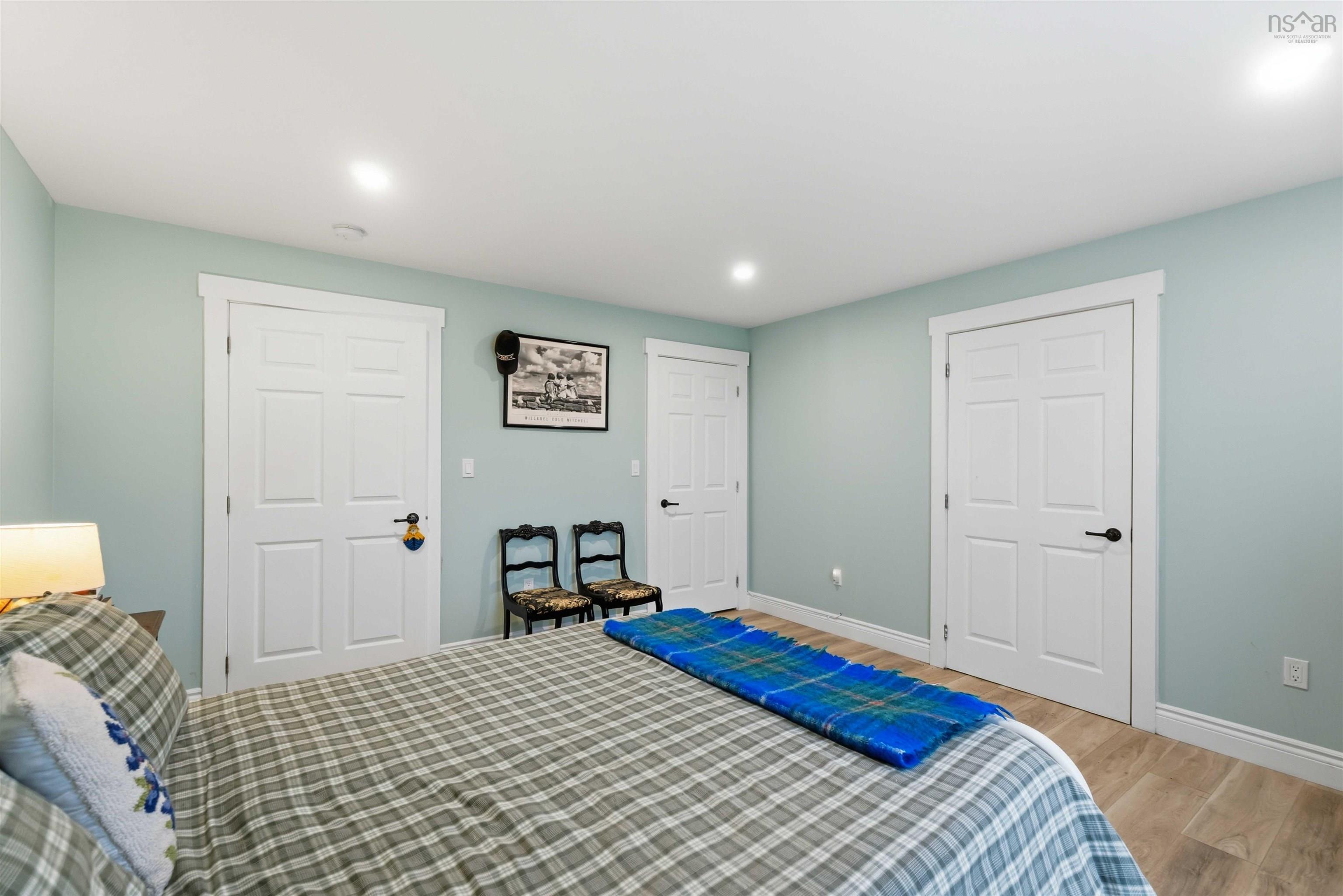 $559,000.00: 6 Massachusetts Road, Granville Centre