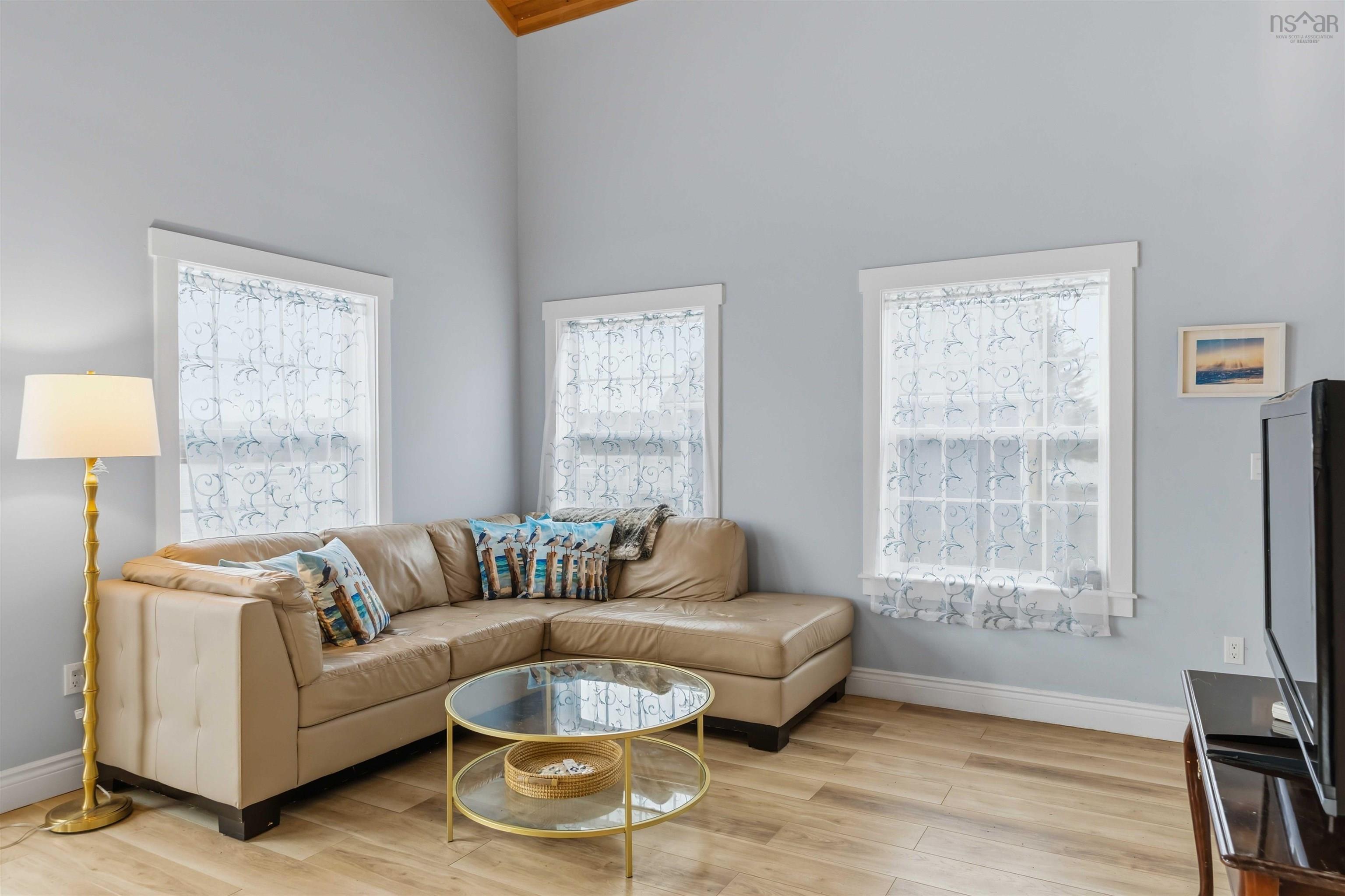 $559,000.00: 6 Massachusetts Road, Granville Centre
