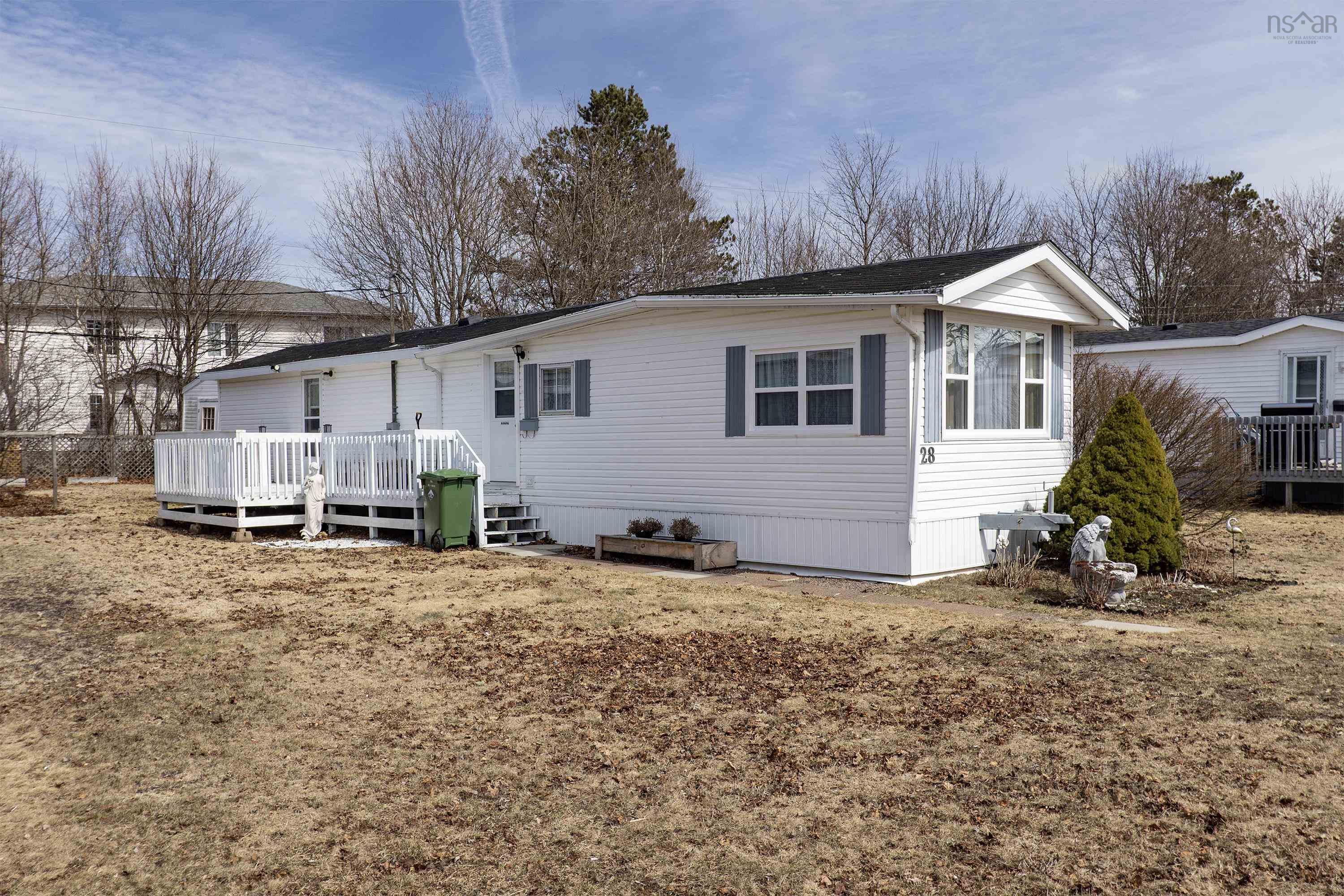 28 Liberty Lane Lane, Amherst, NS (MLS 202606405)