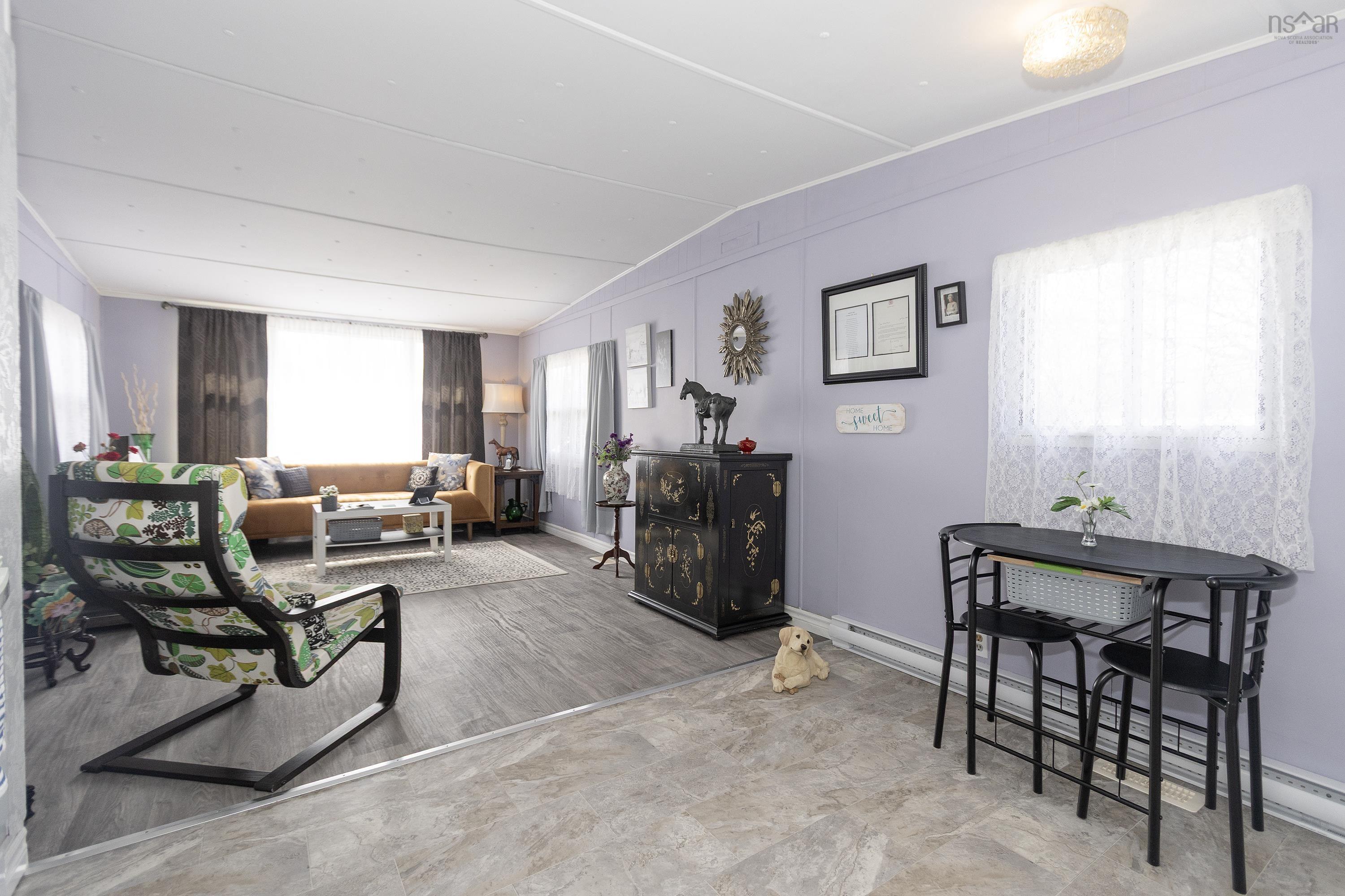$94,900.00: 28 Liberty Lane, Amherst
