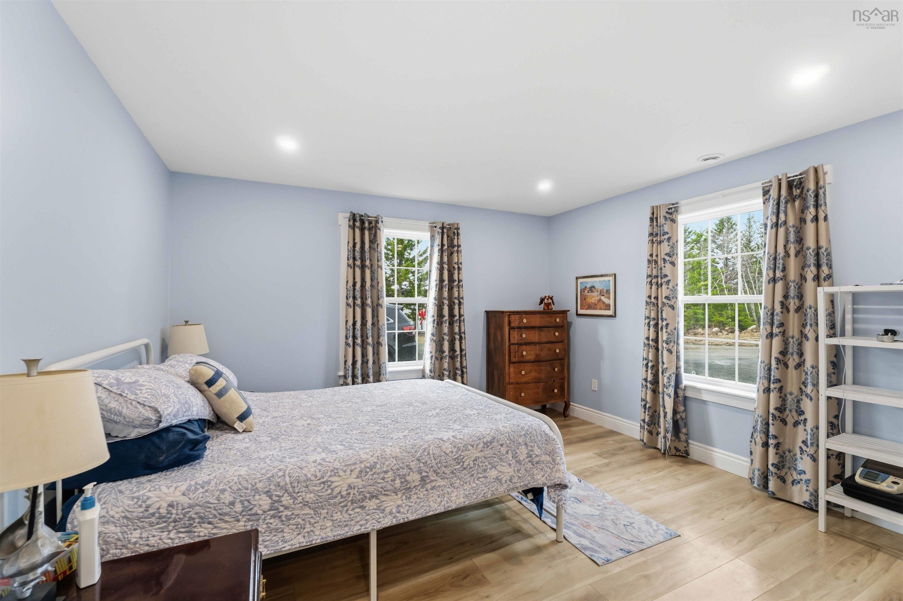 $559,000.00: 6 Massachusetts Road, Granville Centre