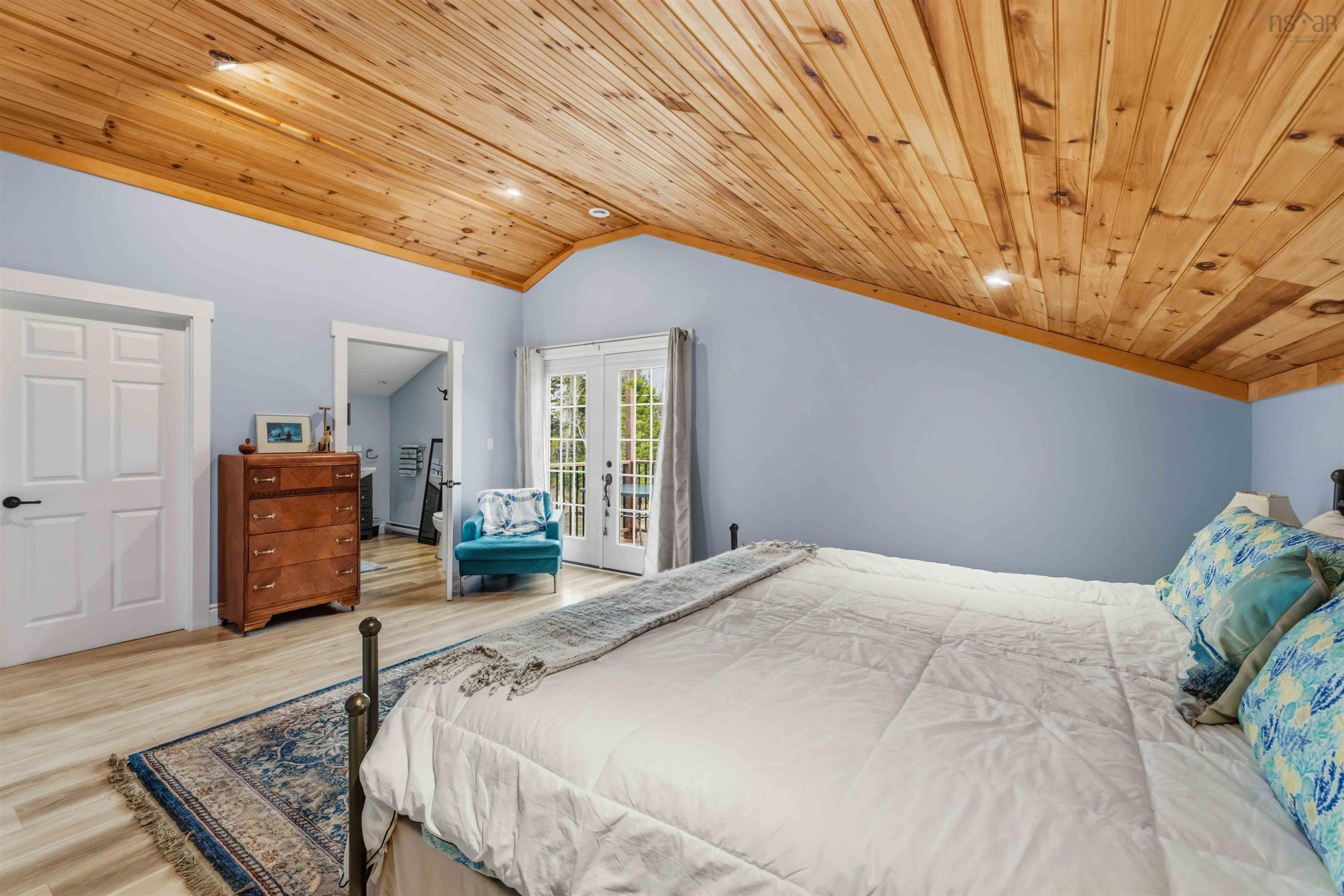$559,000.00: 6 Massachusetts Road, Granville Centre
