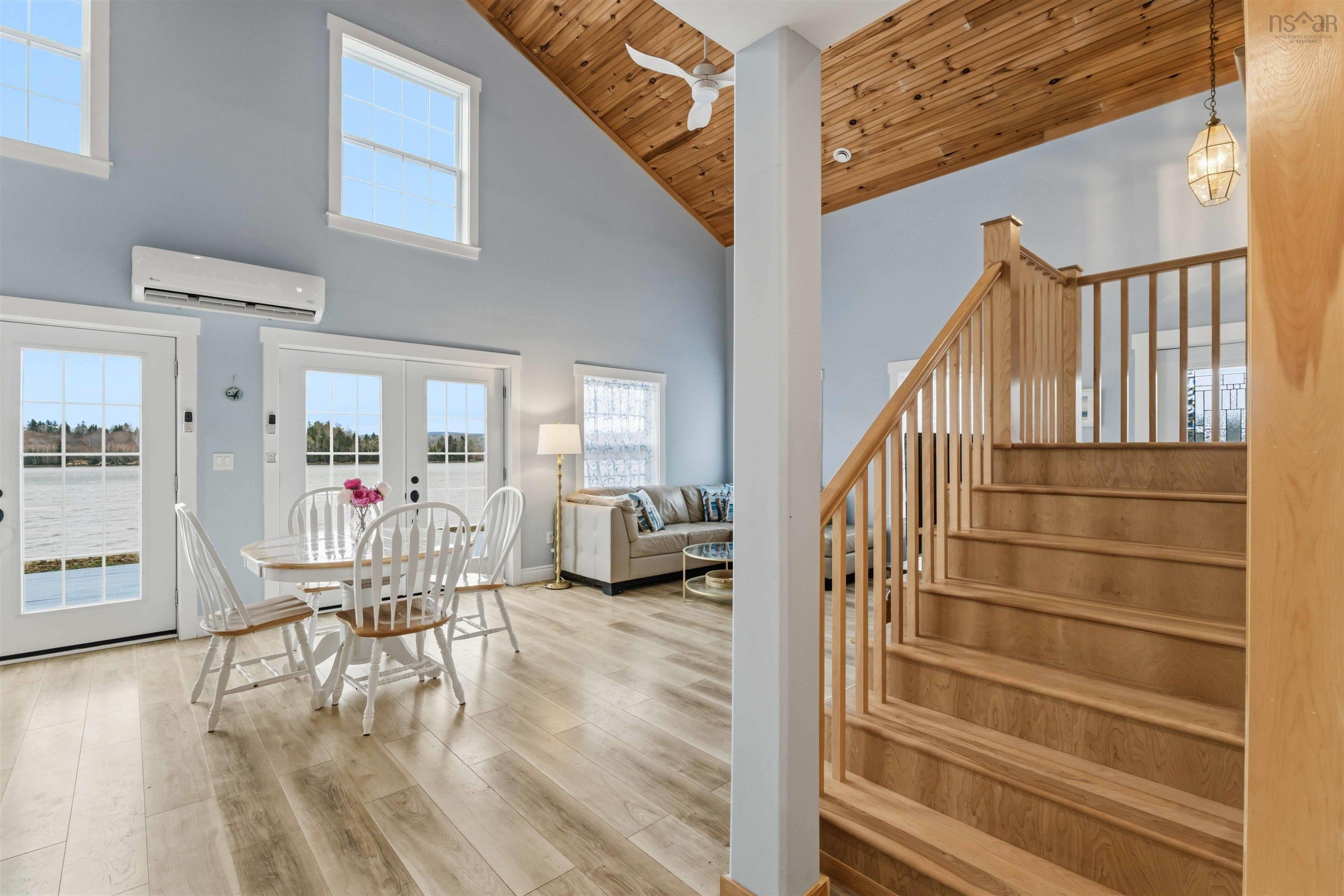 $559,000.00: 6 Massachusetts Road, Granville Centre