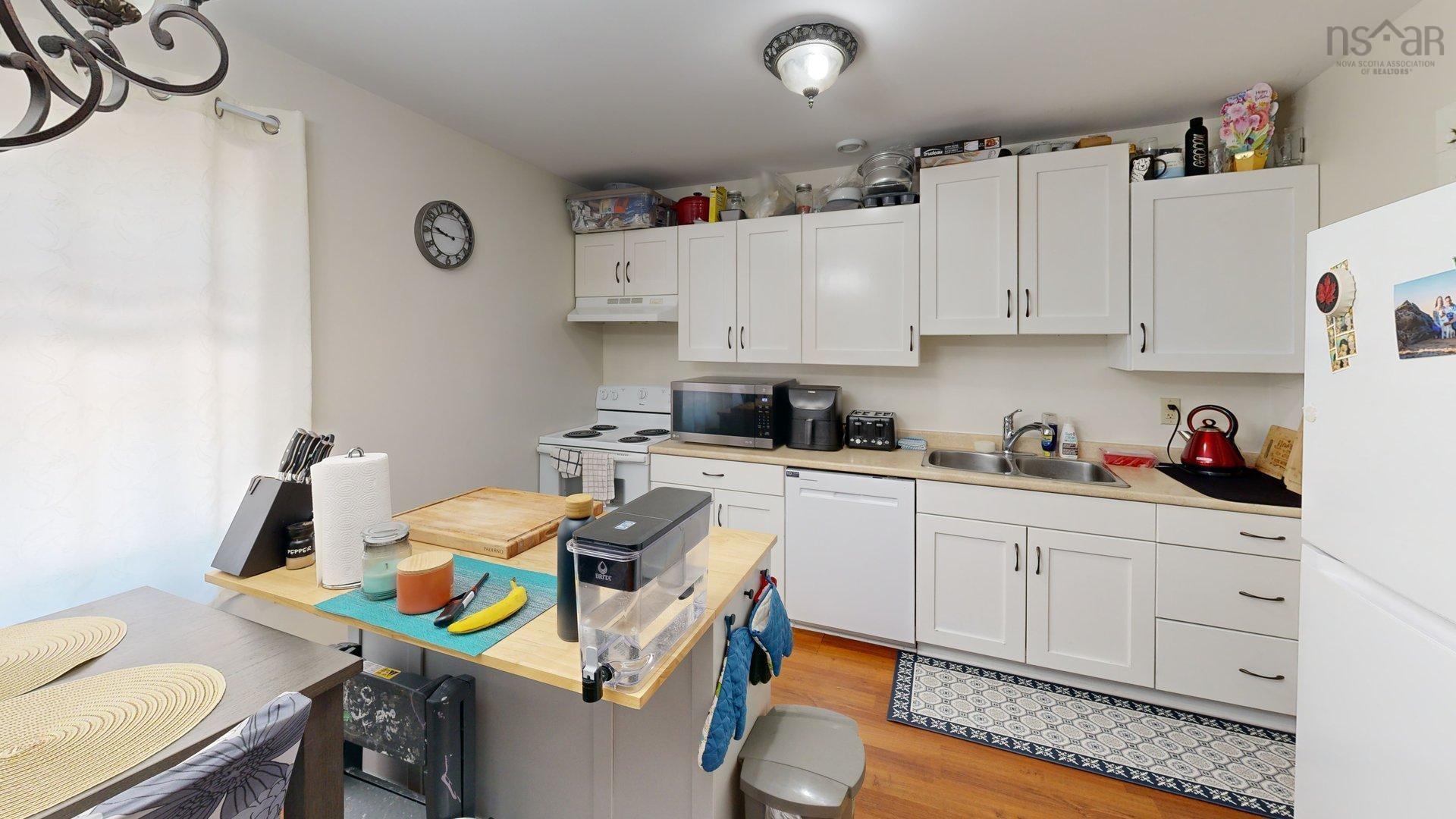 $1,599,900.00: 1518/1520 Bridge Street, Kingston