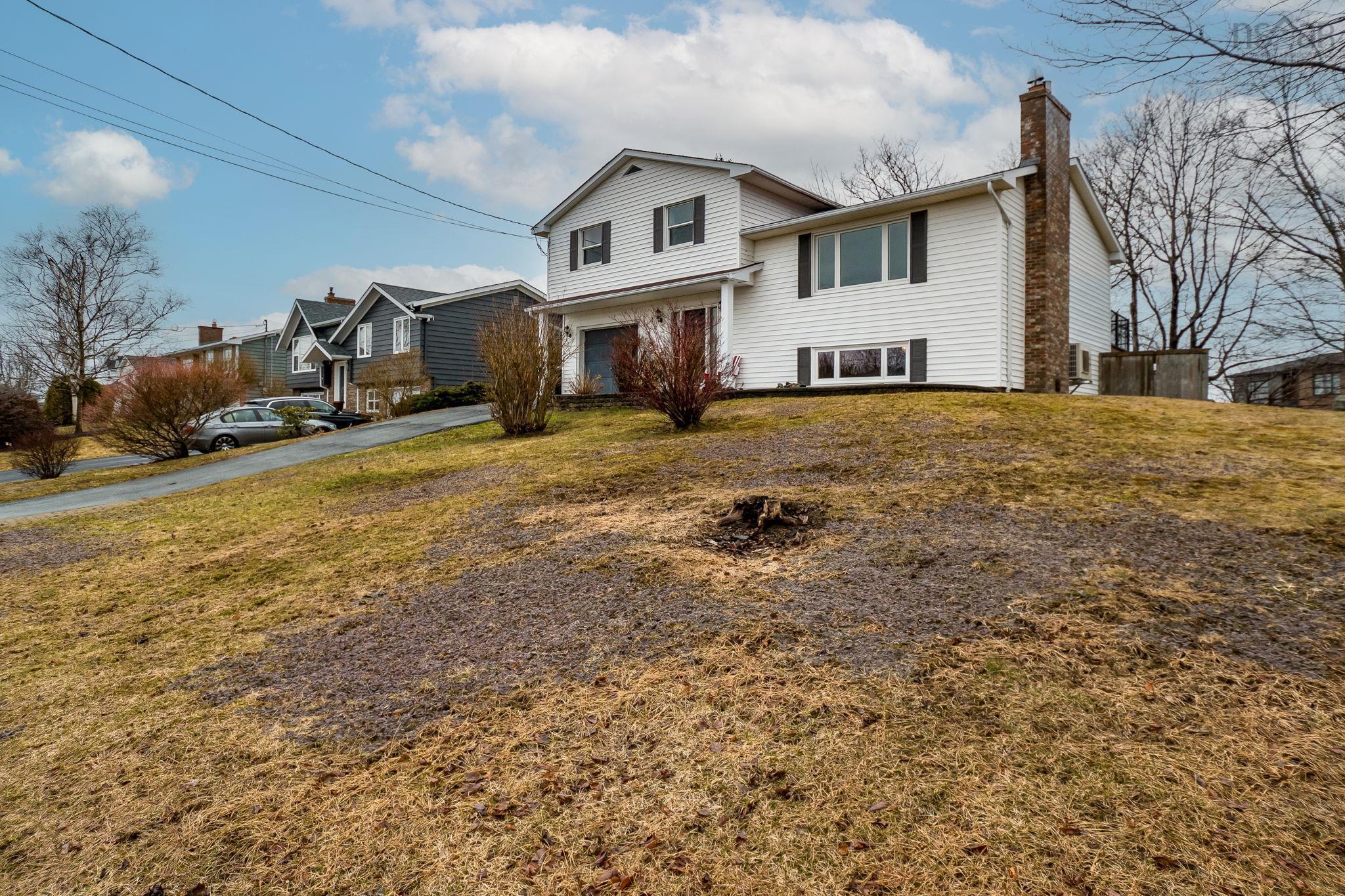 674 Basinview Drive, Bedford, NS (MLS 202606412)